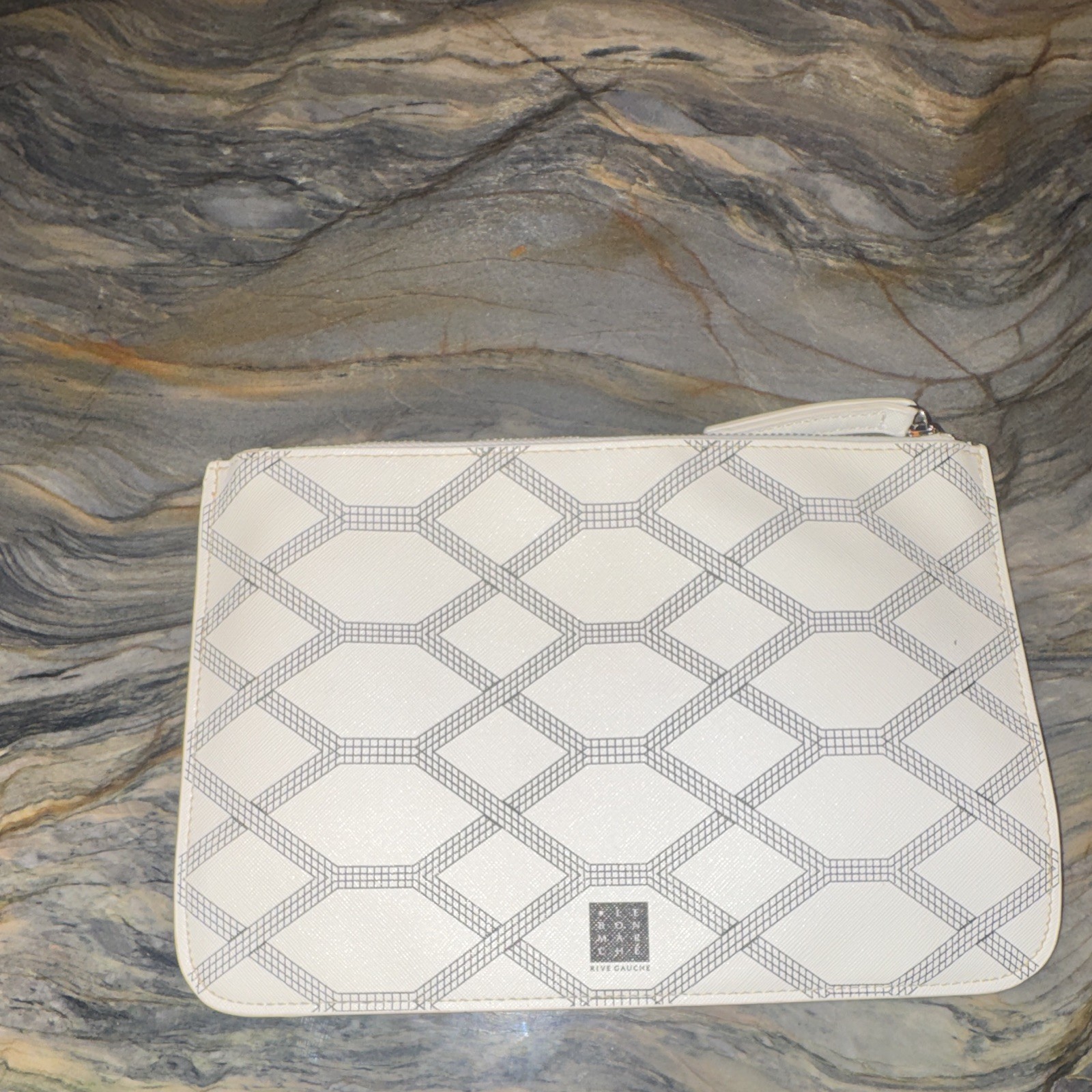 Le Bon Marche Rive Gauche White/Gray Geometric Zip Wristlet Strap Clutch Bag