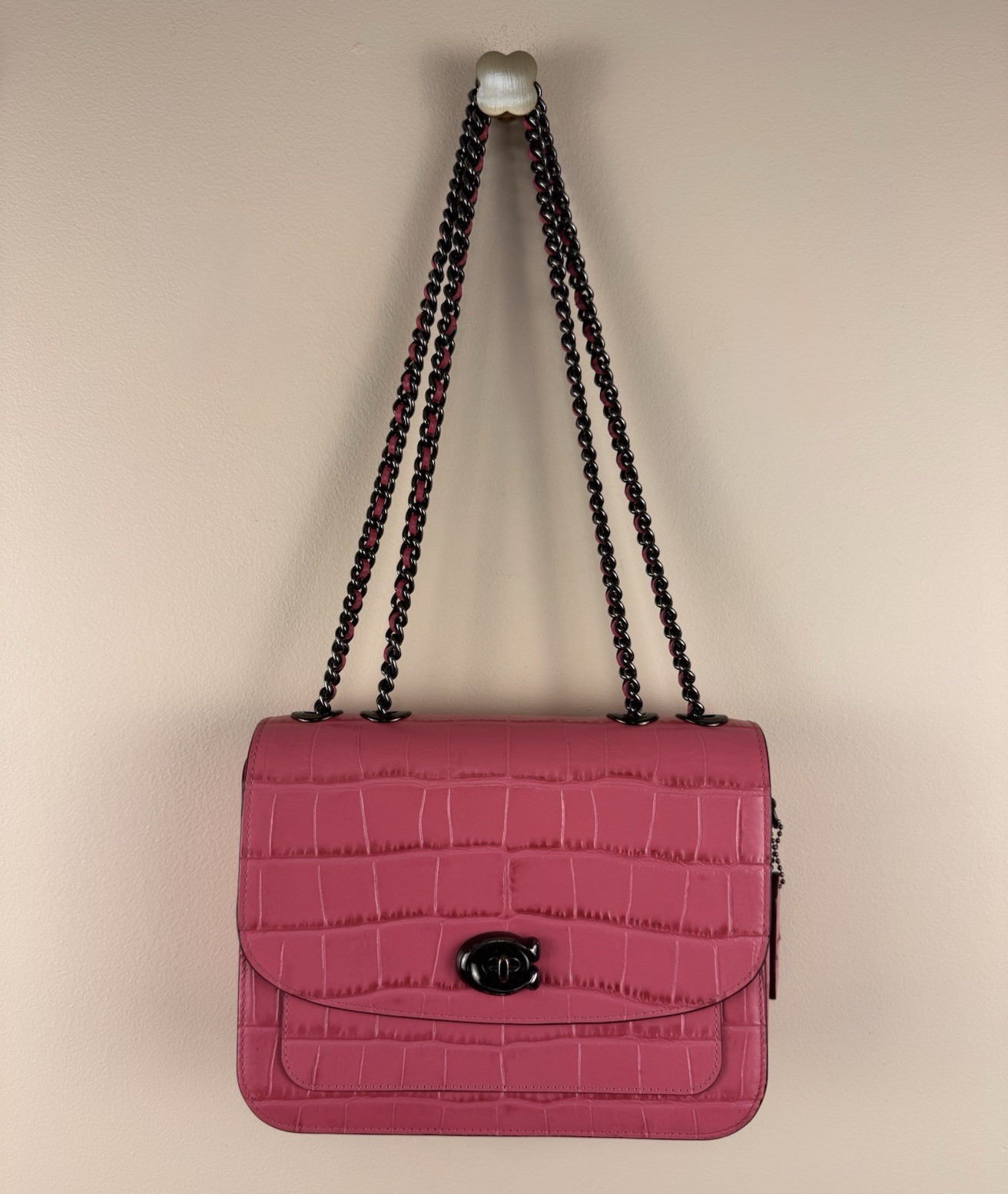 Coach Madison Shoulder Bag in Crocodile-Embossed Leather Pink Gunmetal Chain