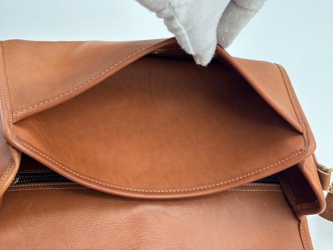 Old Coach Shoulder Bag Made in USA Glove Tan Leather German Hook Brown FROM JAPA