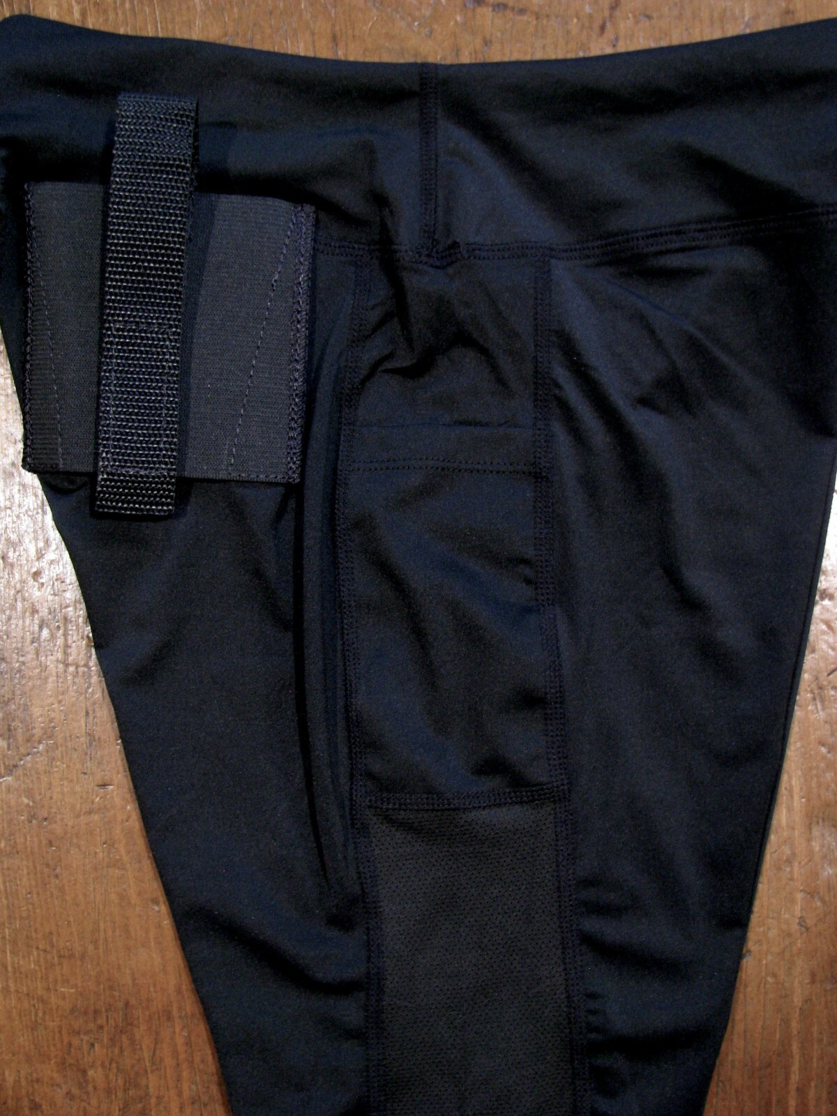 Womens Black Compression Gun Holster Jogging Shorts Size Small (4-6)
