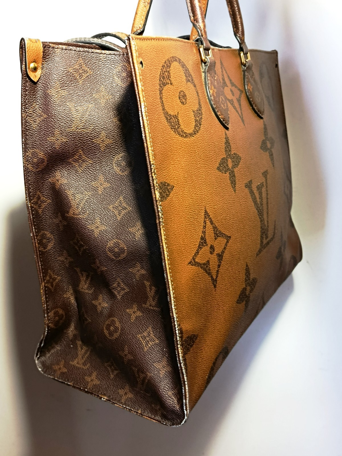 Louis Vuitton Onthego GM Giant Monogram Reverse Tote Bag MZ0199 2019 Auth
