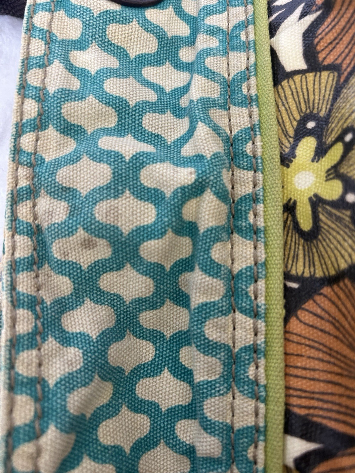 Fossil Key Per Floral Coated Canvas Shoulder Bag Purse Tote Weekend Beach Travel