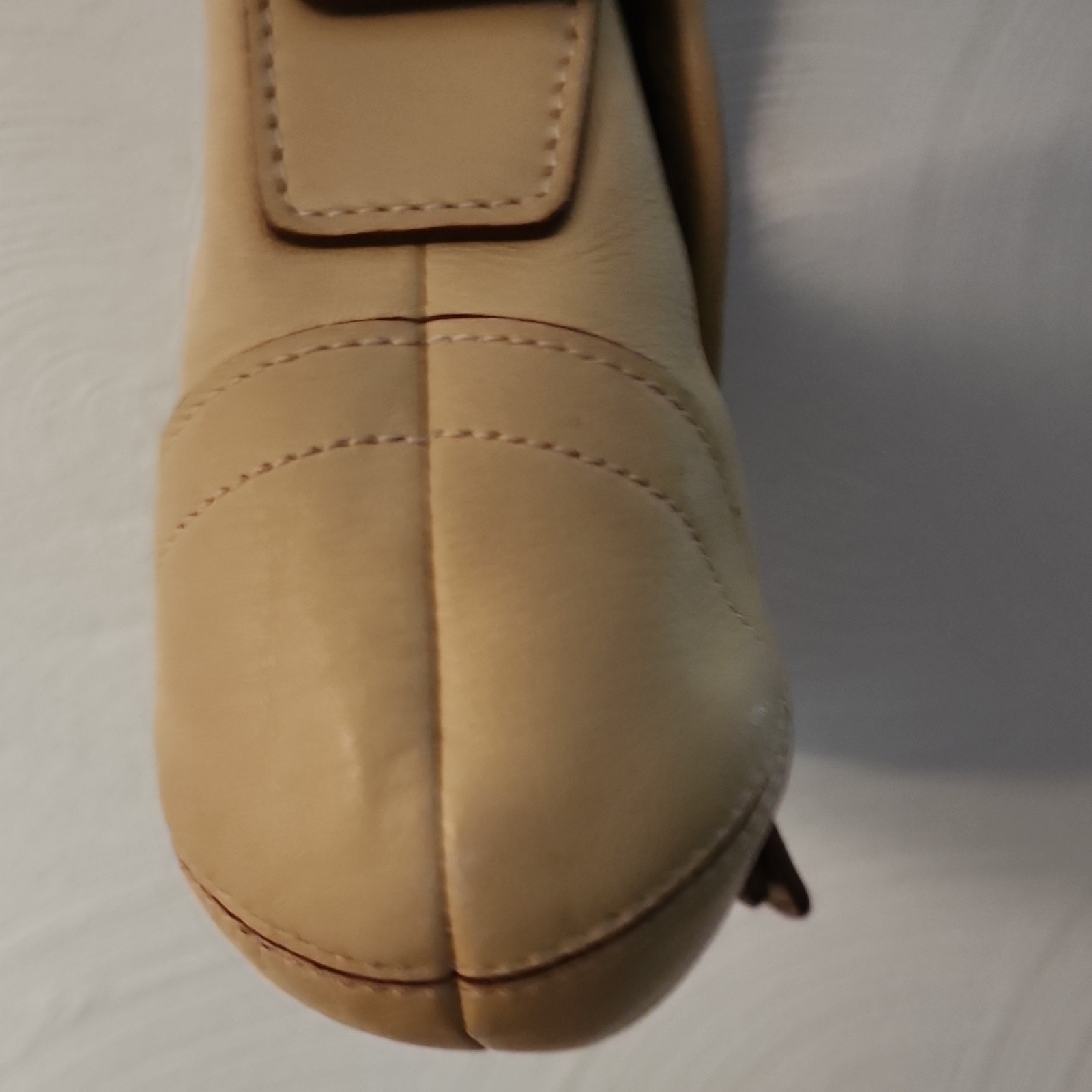 Coach Vintage Tan Soho Leather w/Buckles Shoulder Bag Y2K