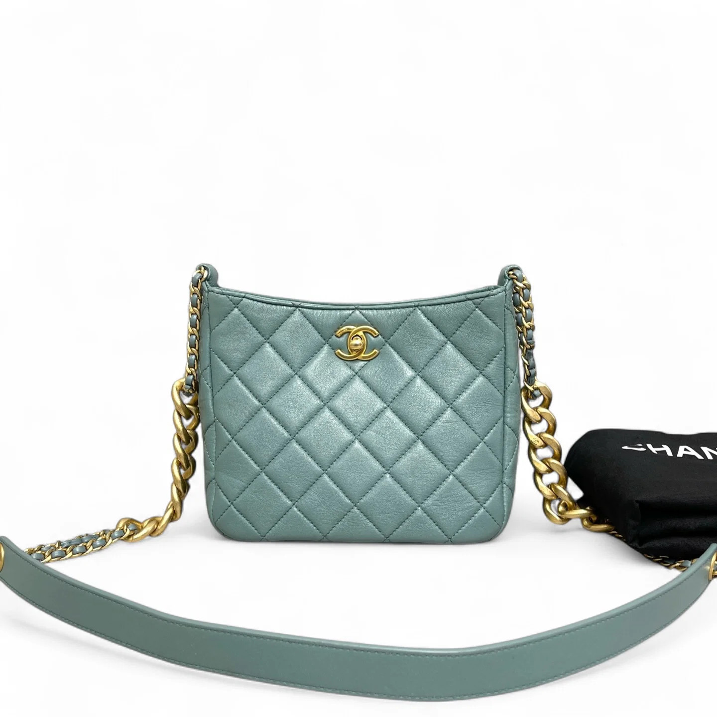 Chanel Quilted Hobo Dusty Blue Calfskin (kc071426a3r)