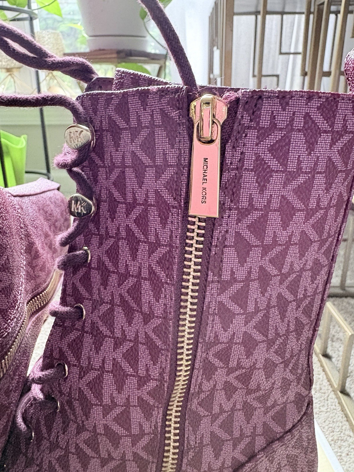 Michael Kors Purple Logo Crossbody Bag Gold Chain Hardware Turn Lock Detach
