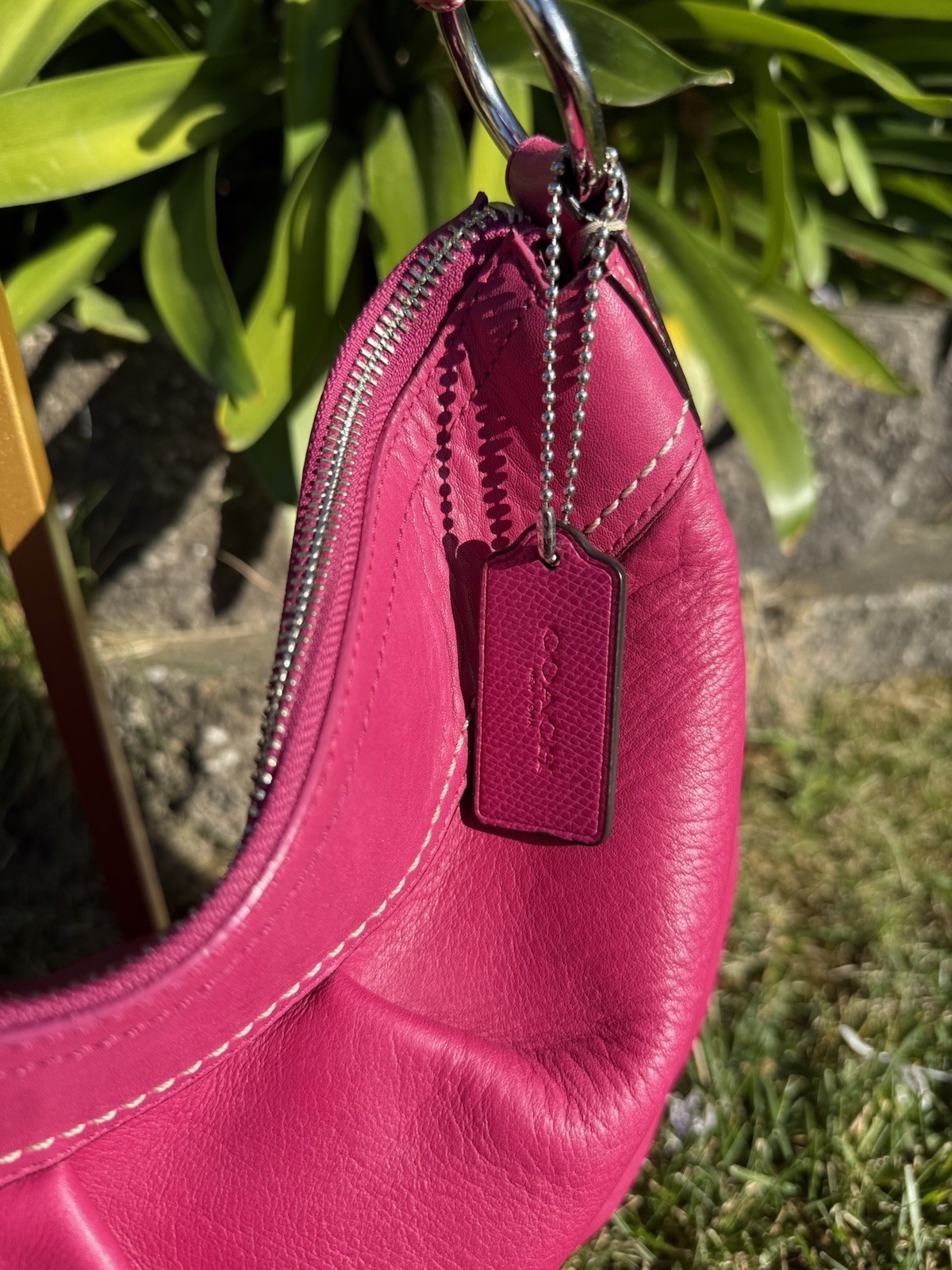 AUTHENTIC COACH-CRANBERRY PINK PLEATED NUBUCK LEATHER SHOULDER PURSE F13730