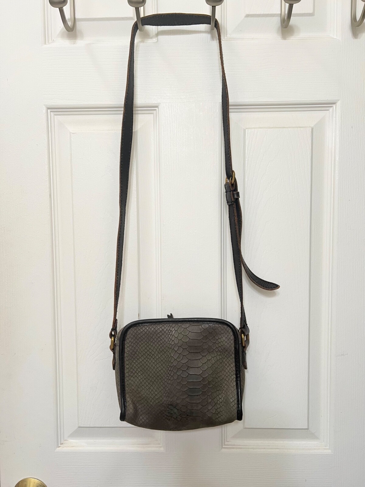 J. Crew 1937 Accessories Camera Crossbody Bag Textured Leather Green Black