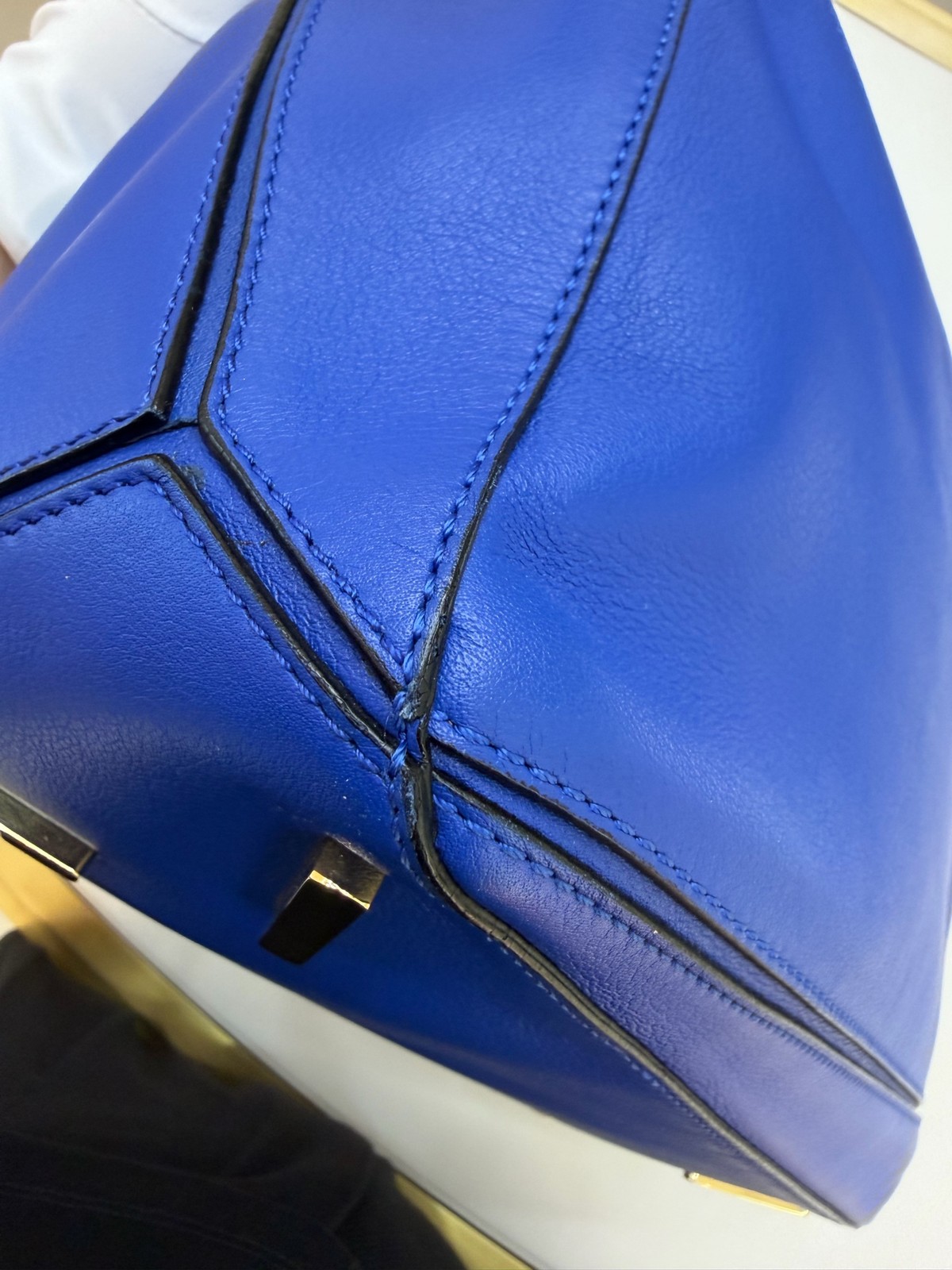 Loewe Puzzle Medium Bright Blue Smooth Calfskin Leather Crossbody Handbag Duty P