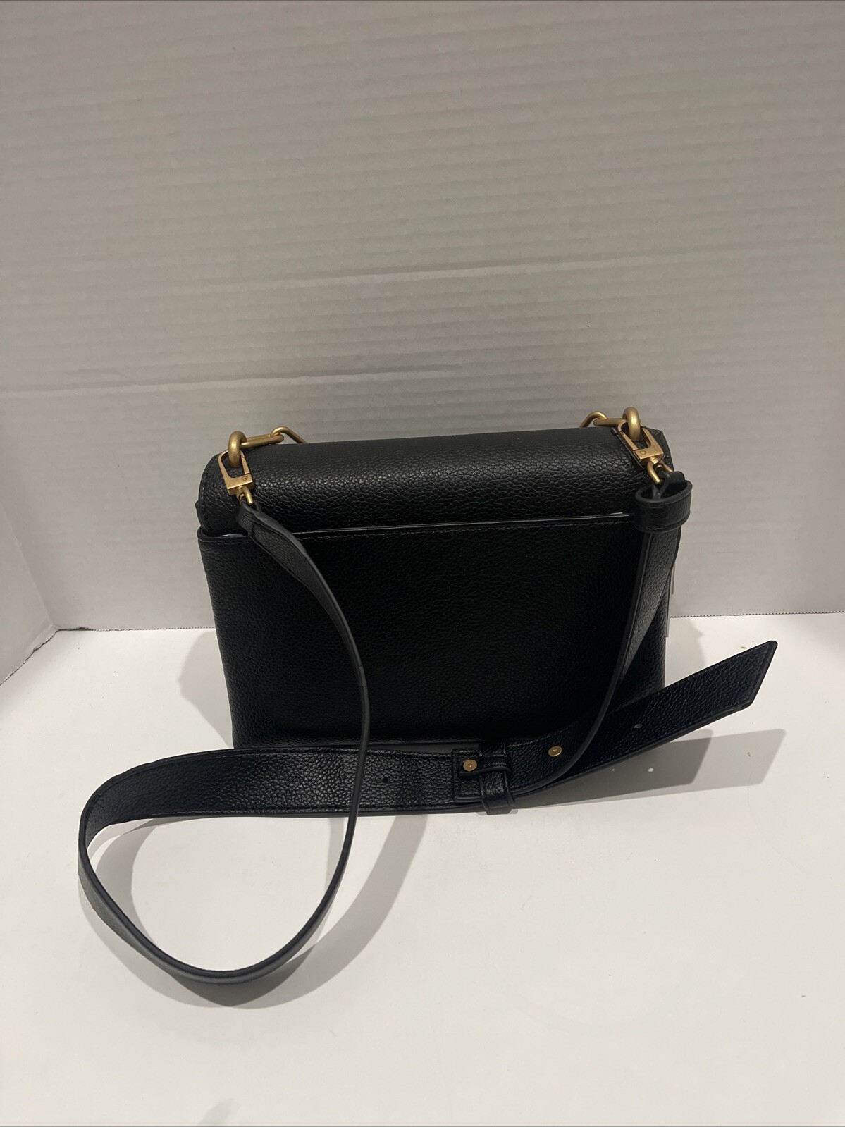 DKNY EVONE FLAP SHOULDER PURSE R433AD78 MSRP $198.00