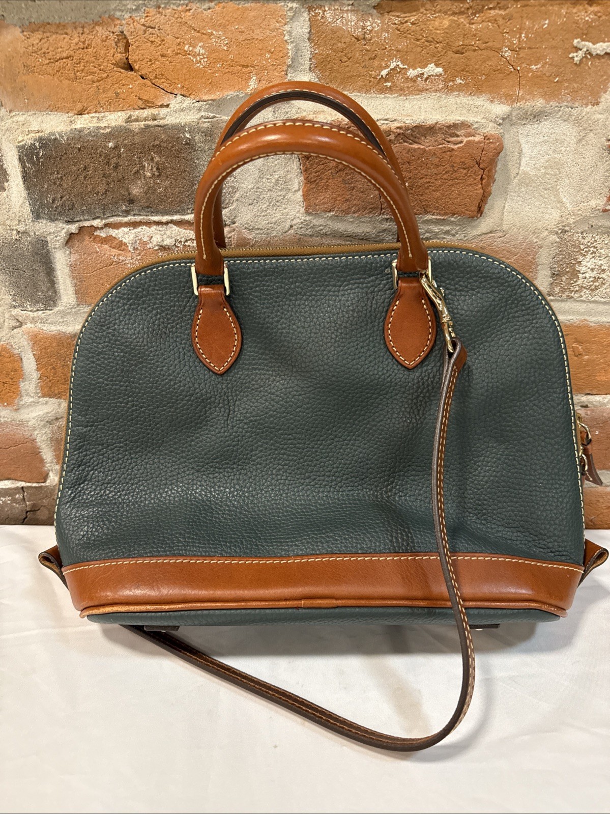 Dooney & Bourke Bitsy Bag Forest Green New with Tags Pebble Grain w/Vacchetta