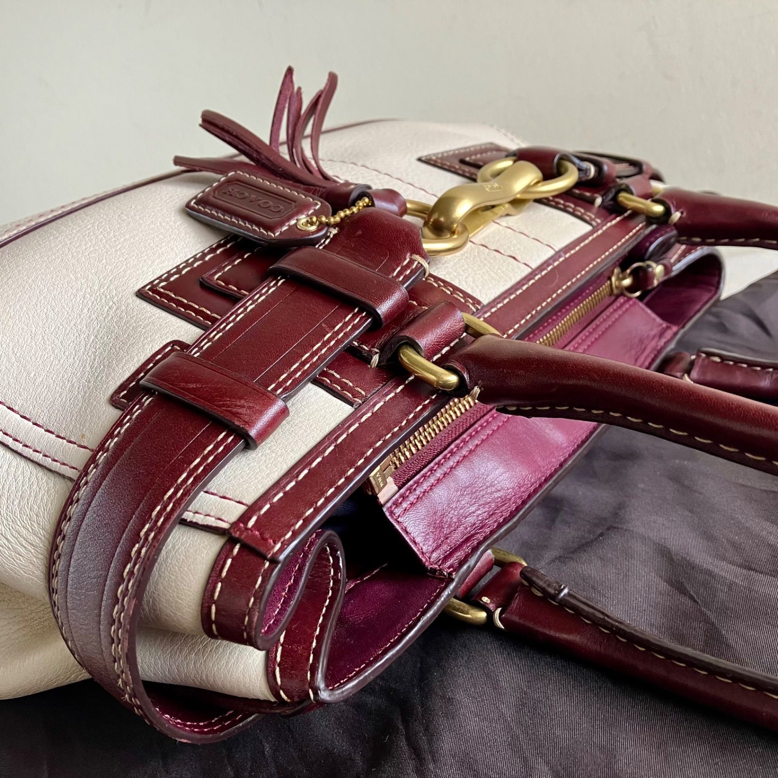 Coach Hampton Cream Burgundy Leather Tote Bag Y2K Authentic Vintage Carryall