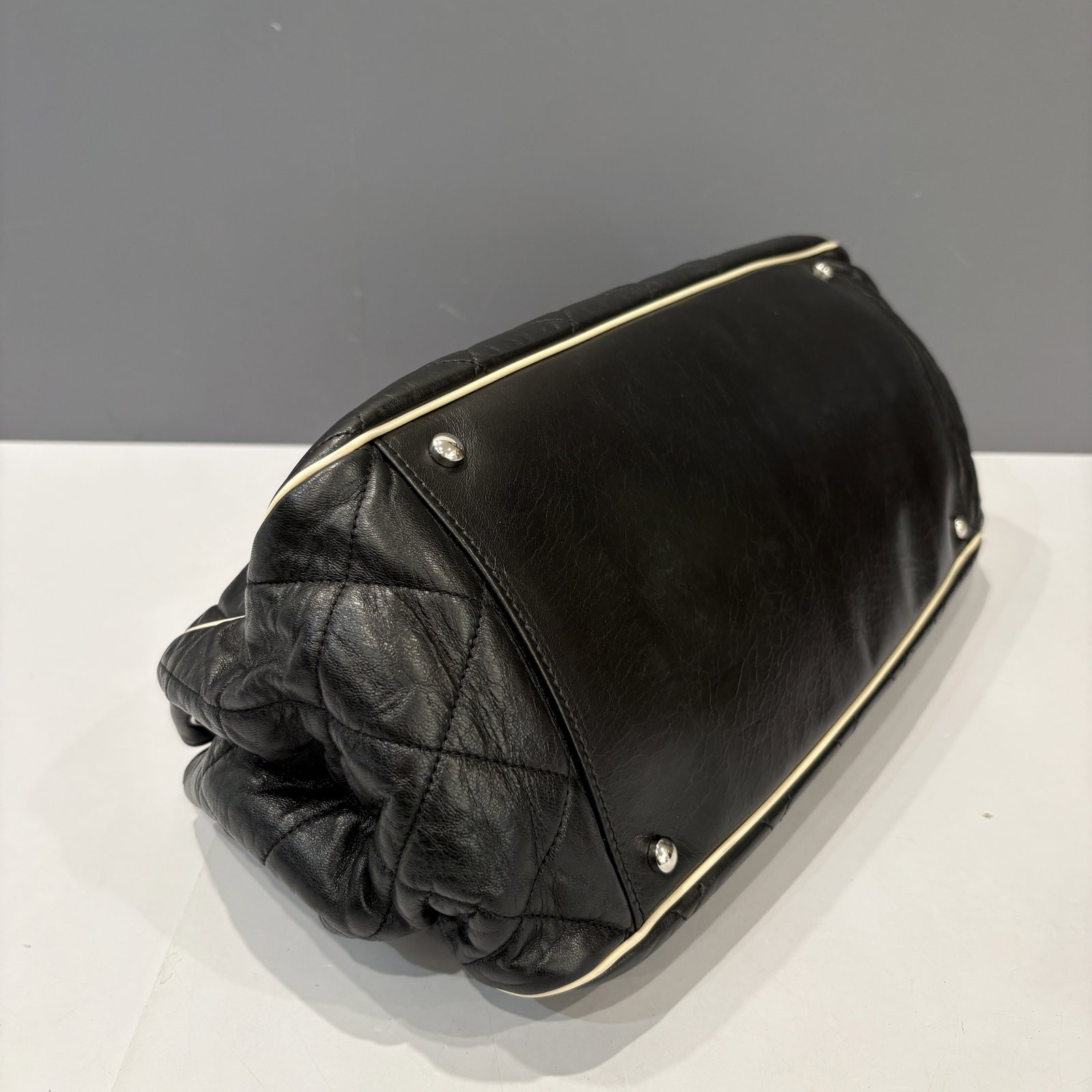 Chanel Quilted East West Accordion Flap Lambskin Soft Calfskin (tz031926a3)