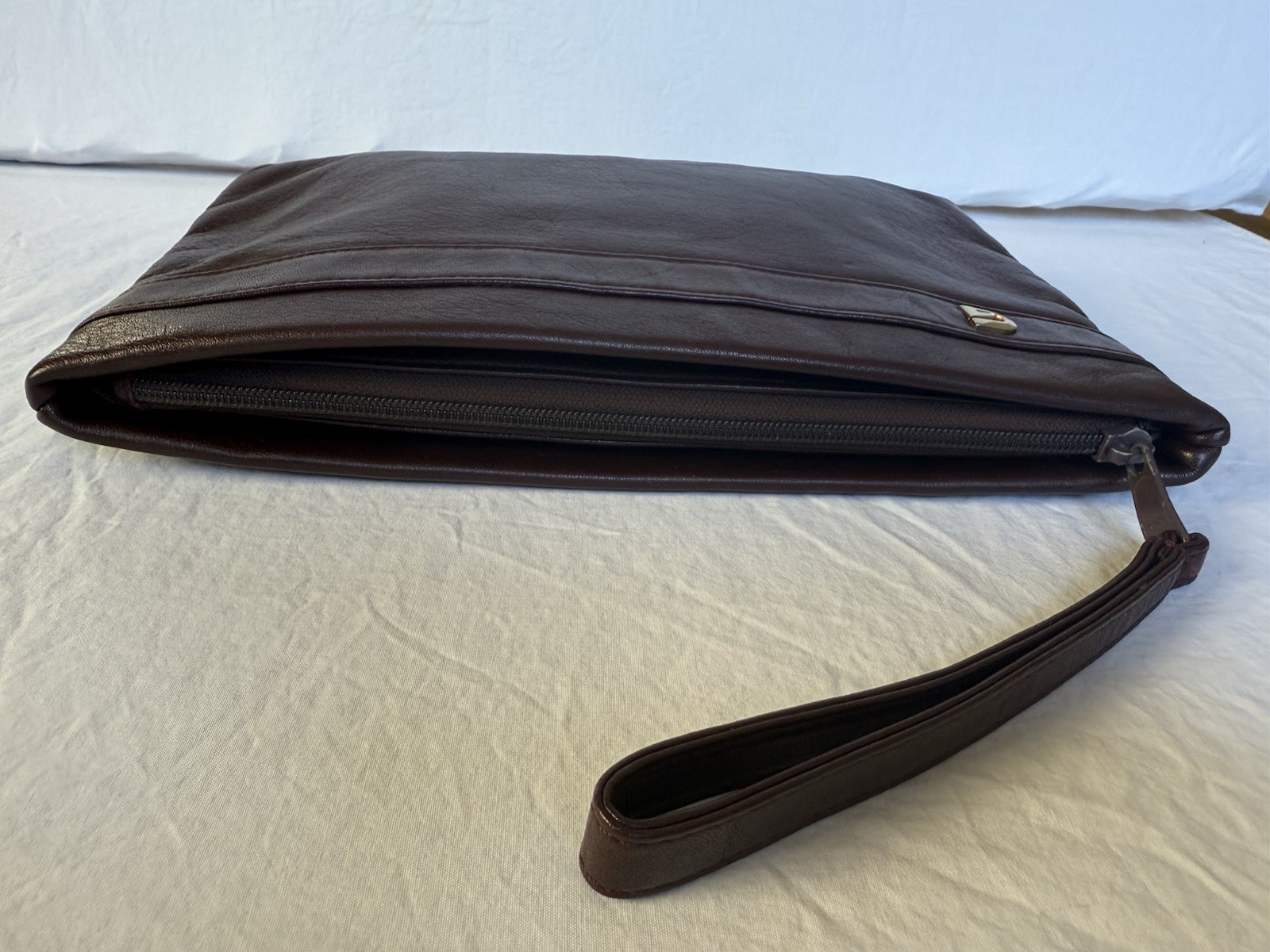 Vintage GANSON Leather Clutch Bag Gold G Logo Minimalist 70s 80s Brown