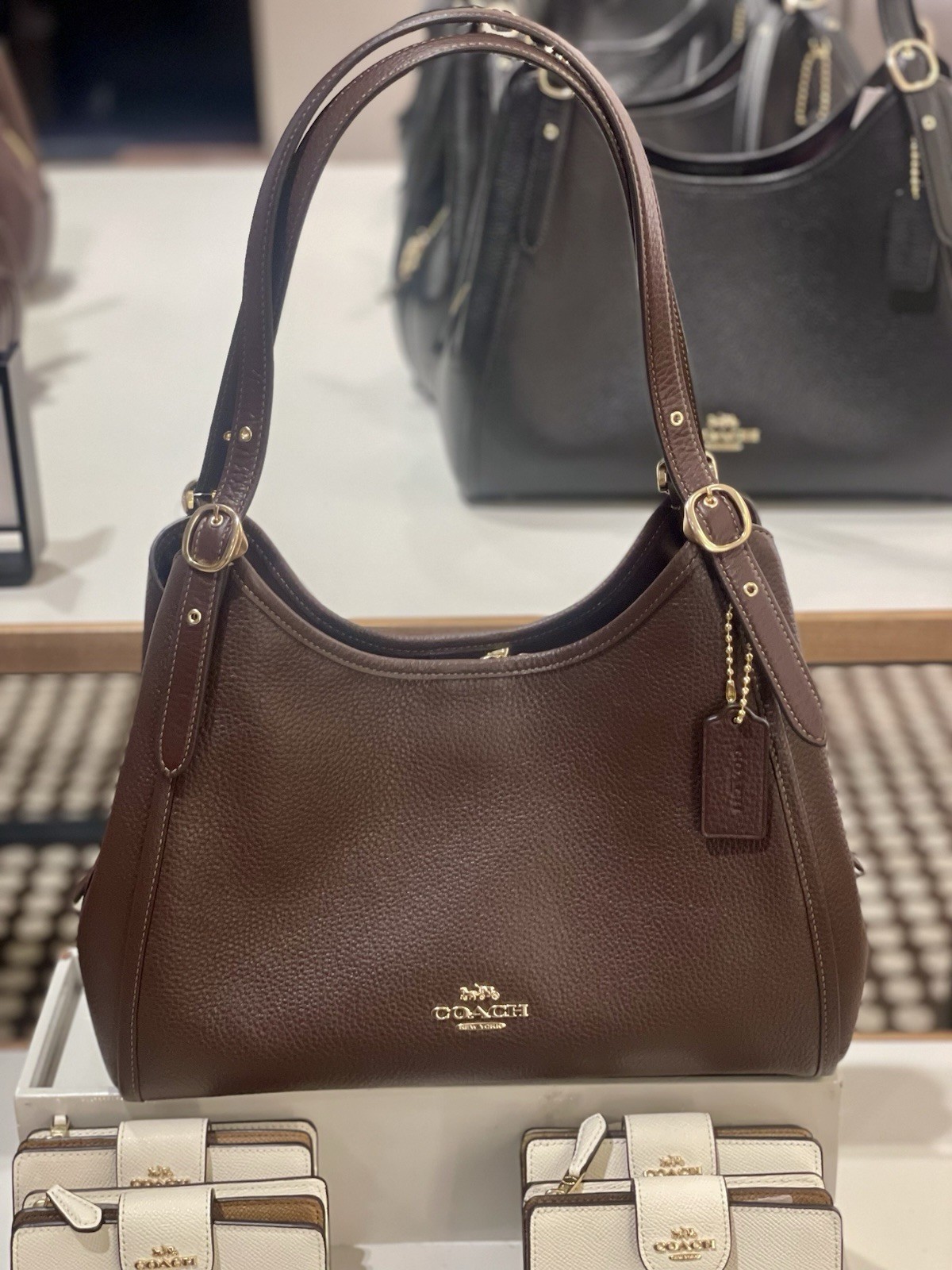 Coach Erin Shoulder Bag In pebble Leather In Gold/Maple CAQ86 NWT