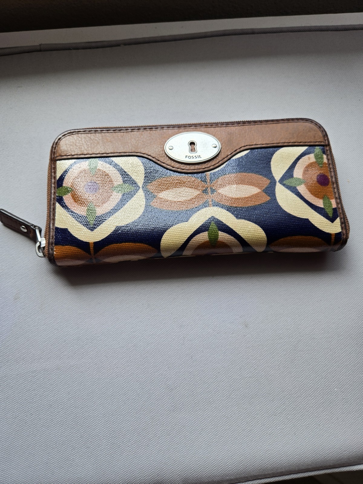 Fossil Key-Per Multicolor Floral Satchel, Crossbody, Wallet And Wristlet Set