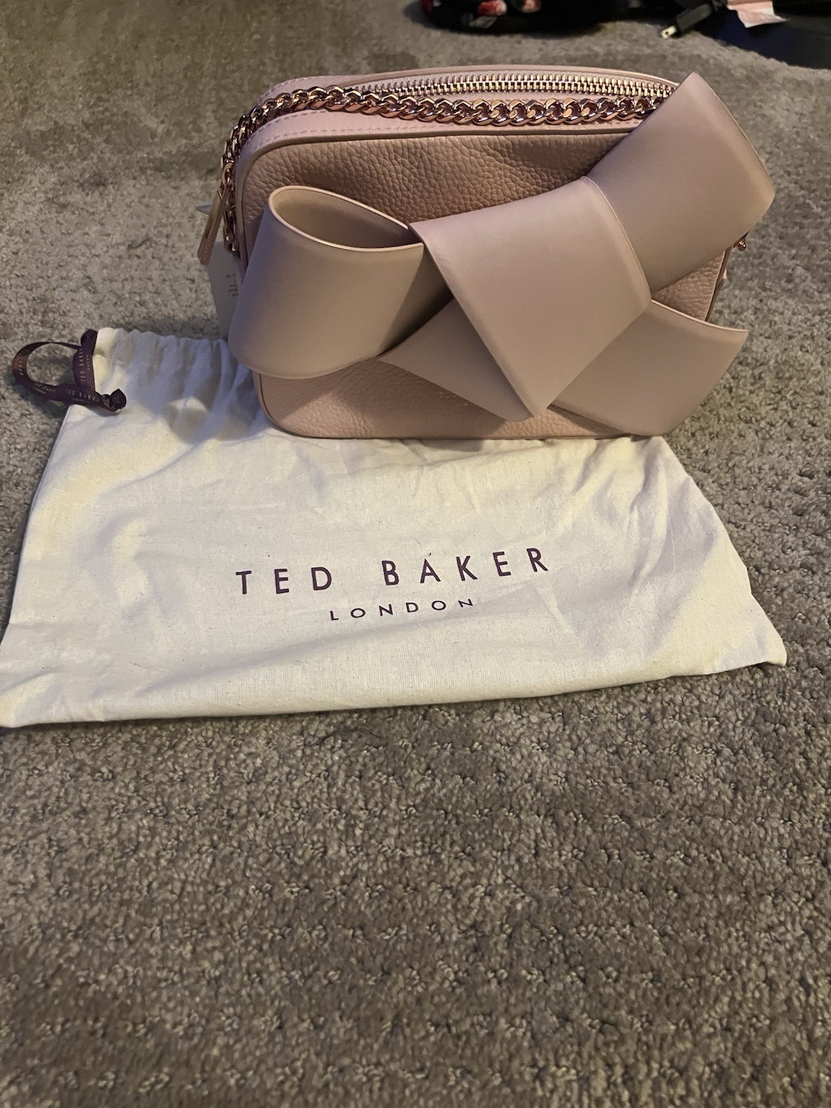 Ted Baker Pink Small Crossbody Bag Zip Bow Chain Gold Hardware w/ Dust Bag