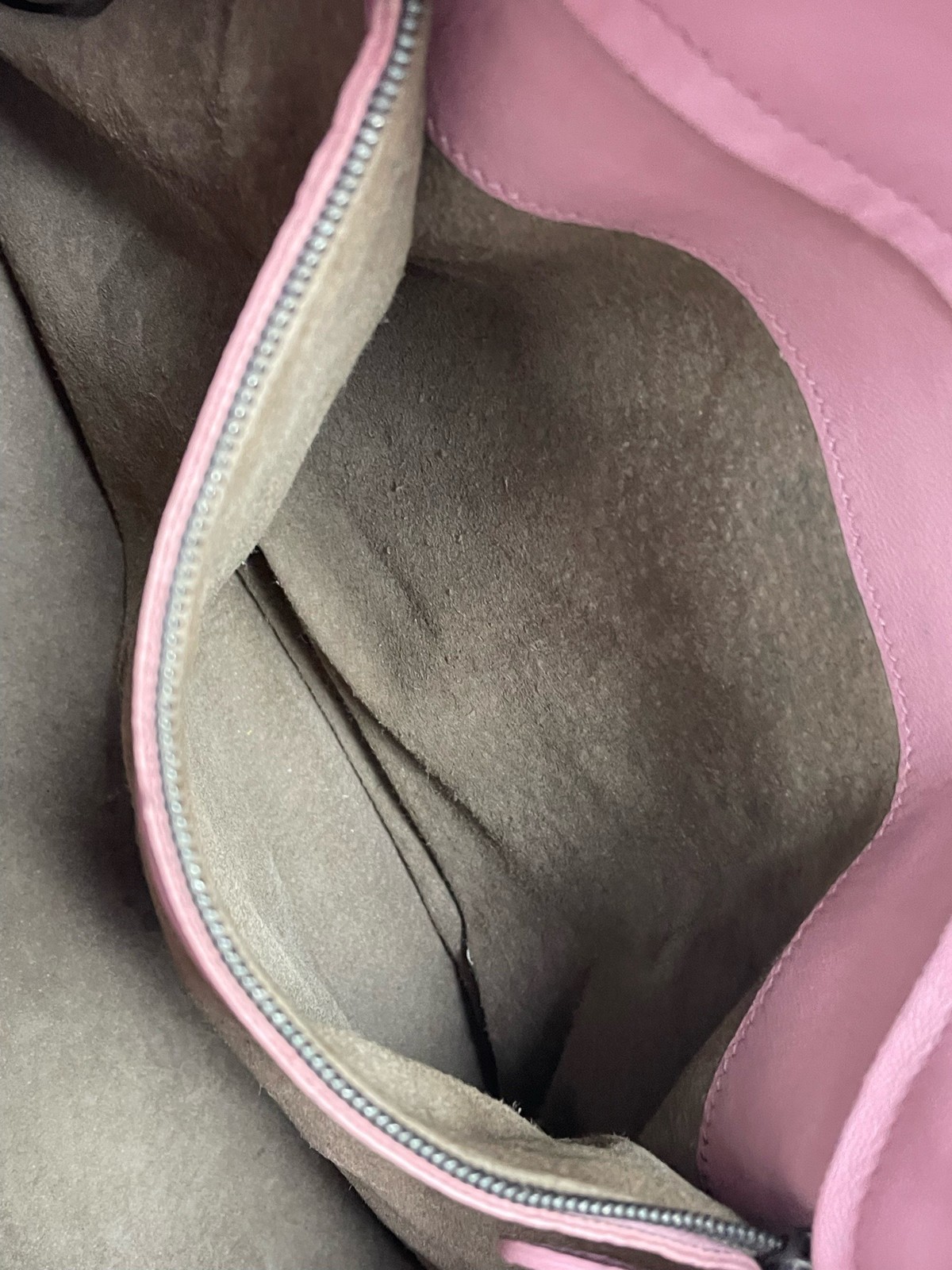 Bottega Veneta Medium Intrecciato Hobo Bag Shoulder Bag Dusty Pink Nappa Leather