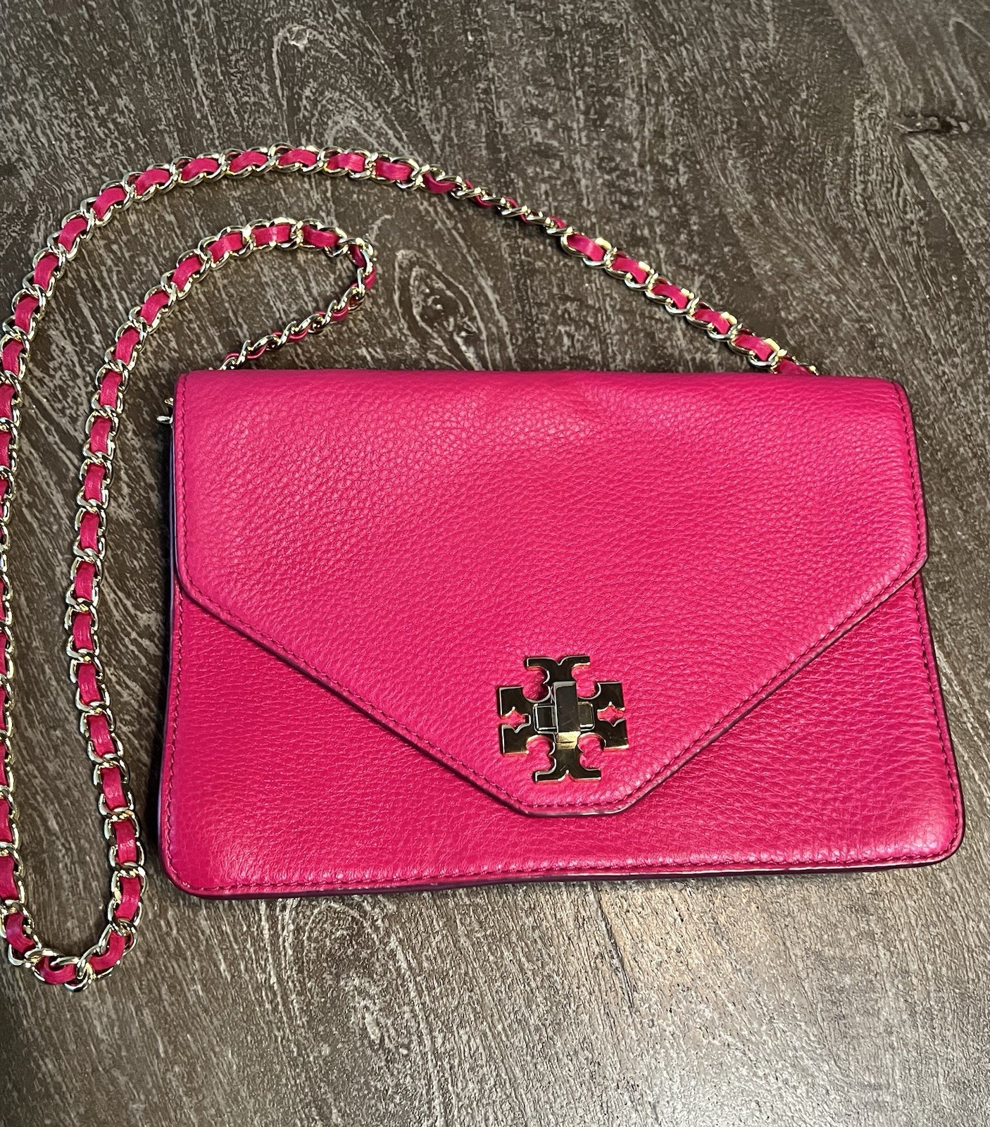 Tory Burch Pink Pebbled Small Crossbody Flap, Magnetic, Chain Strap, Gold