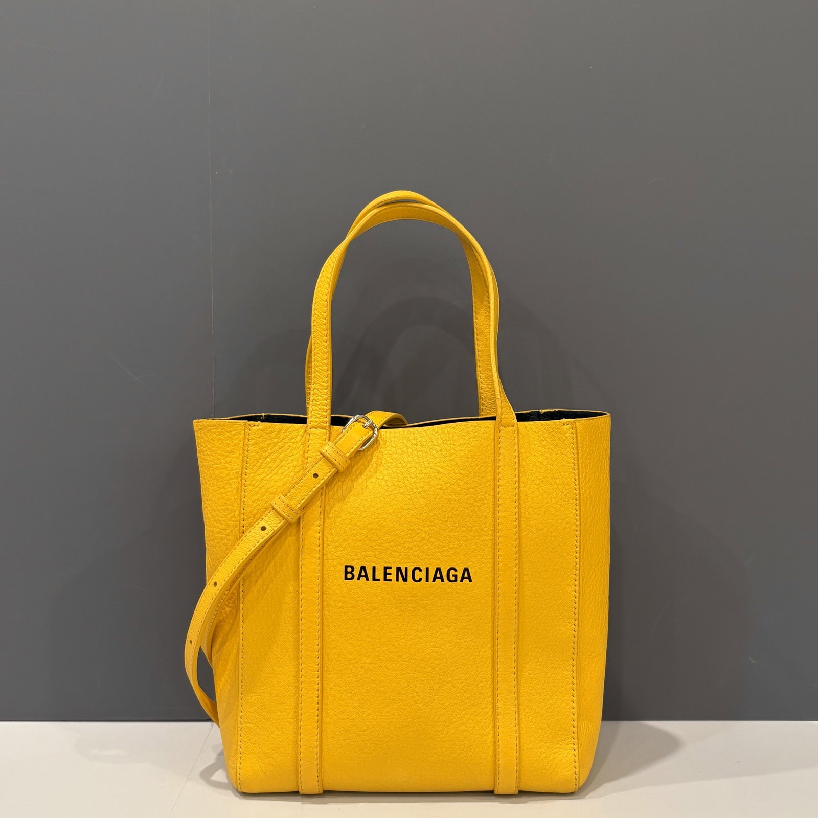 Balenciaga Tote Bag Yellow Calfskin (pp011226a7)
