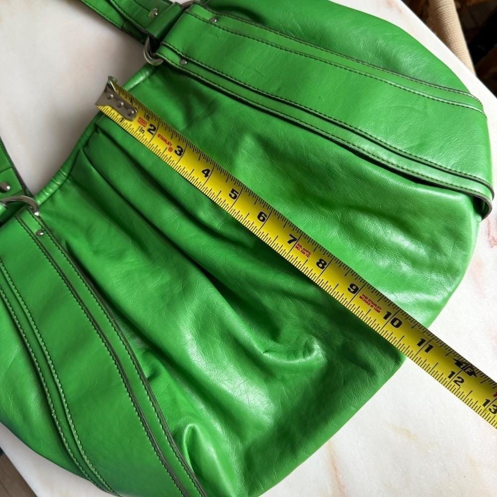 VIntage Nine & Co Nine West Green Pleated Hobo Shoulder Bag Silver Hardware