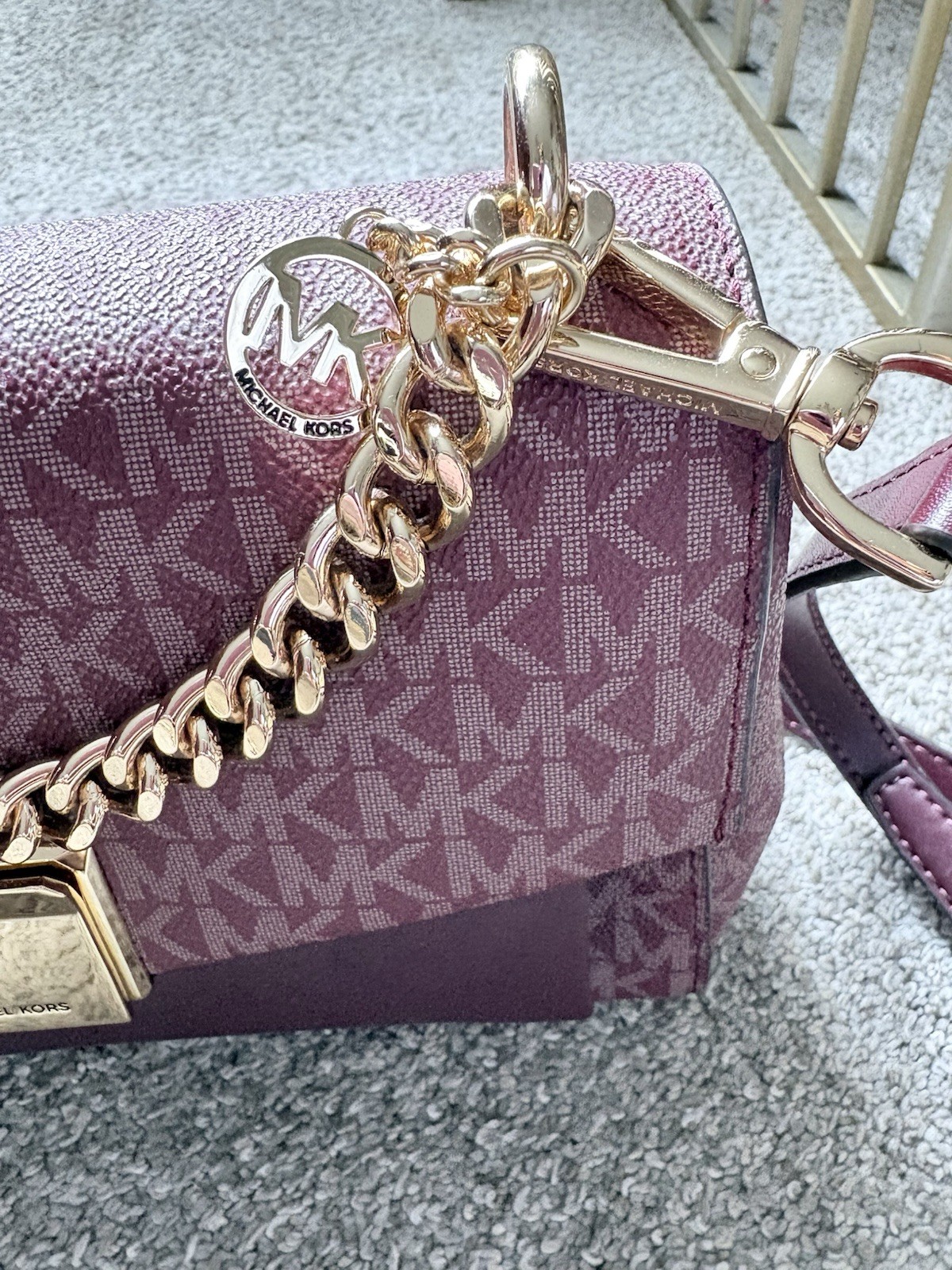 Michael Kors Purple Logo Crossbody Bag Gold Chain Hardware Turn Lock Detach