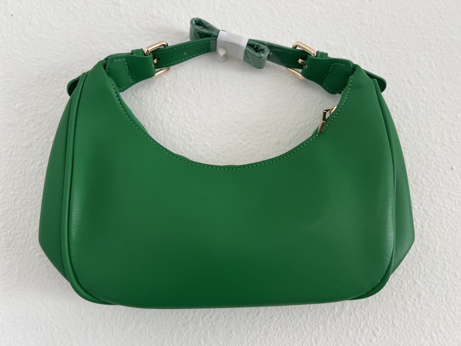 3 Brandnew ladies shoulder bags| GREEN, RED FAUX LEATHER & BROWN SUEDE |bulk