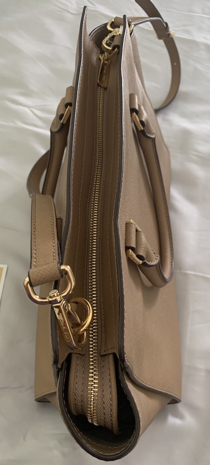 NWT Michael Kors Selma Large Saffiano Leather Handbag Satchel Luggage Brown