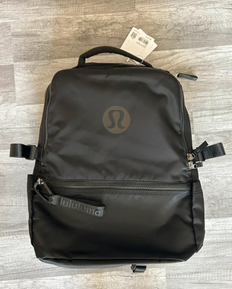 NWT Lululemon New Crew Backpack 22L Black