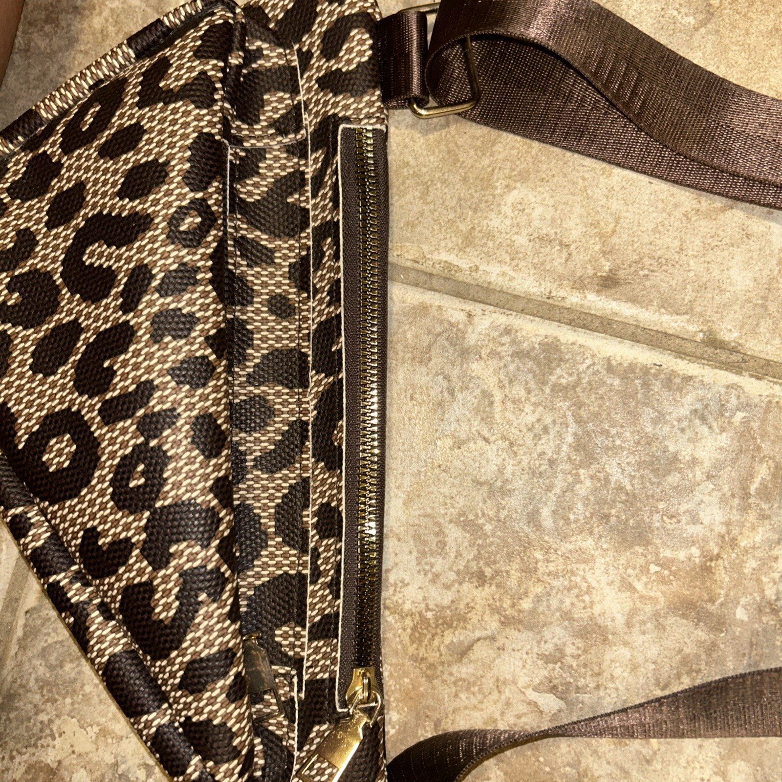 Cross Body Purse leopard Animal Print unbranded 14/12/8 inches