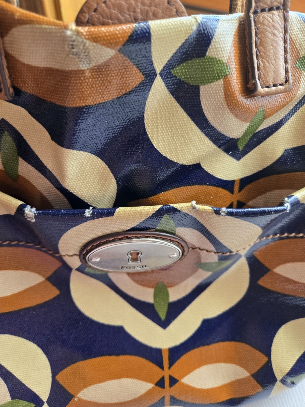 Fossil Key-Per Multicolor Floral Satchel, Crossbody, Wallet And Wristlet Set