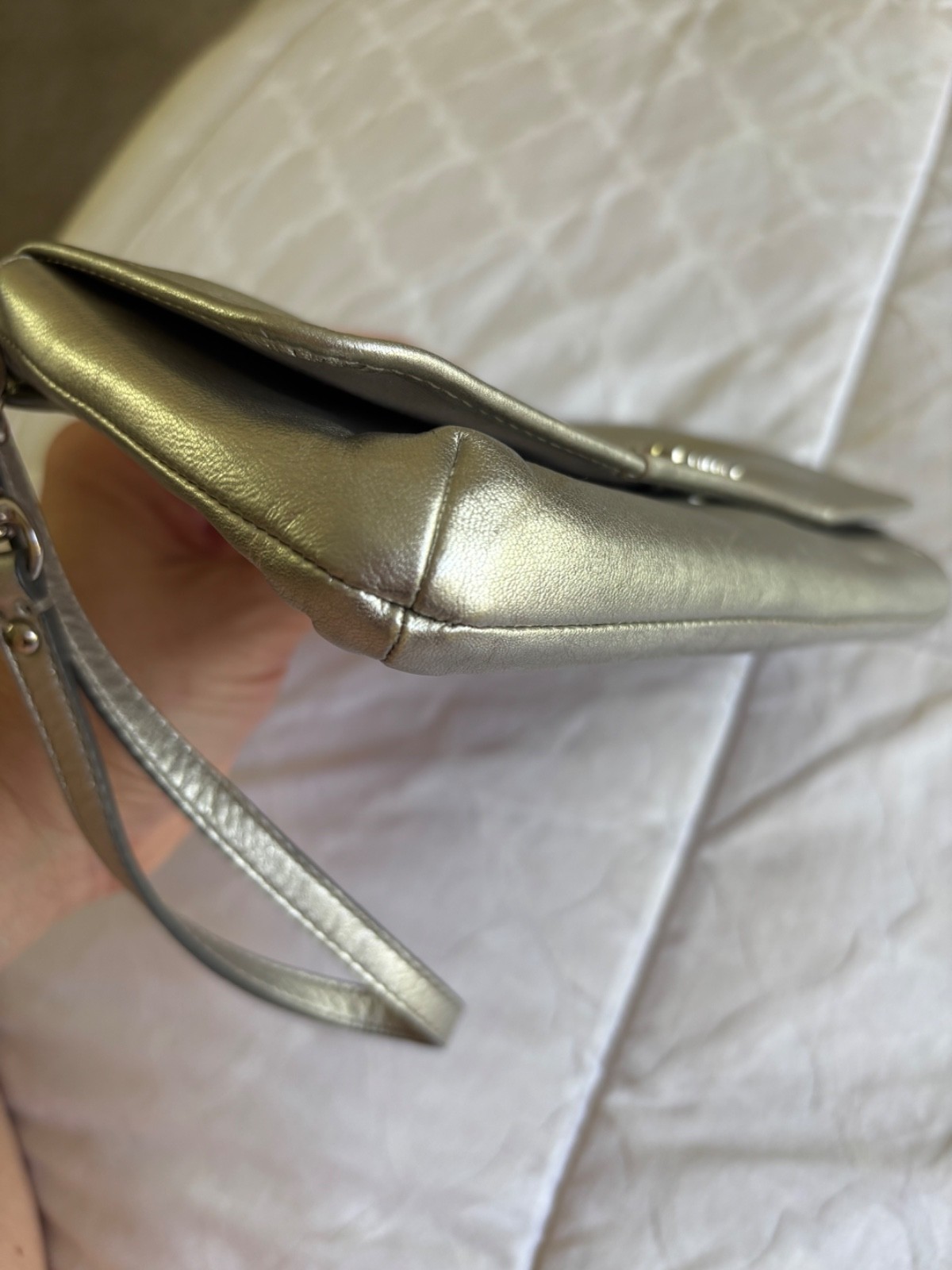 Coach Ashley Large Wristlet Clutch Metallic Silver Pleated Leather 9” x 5”