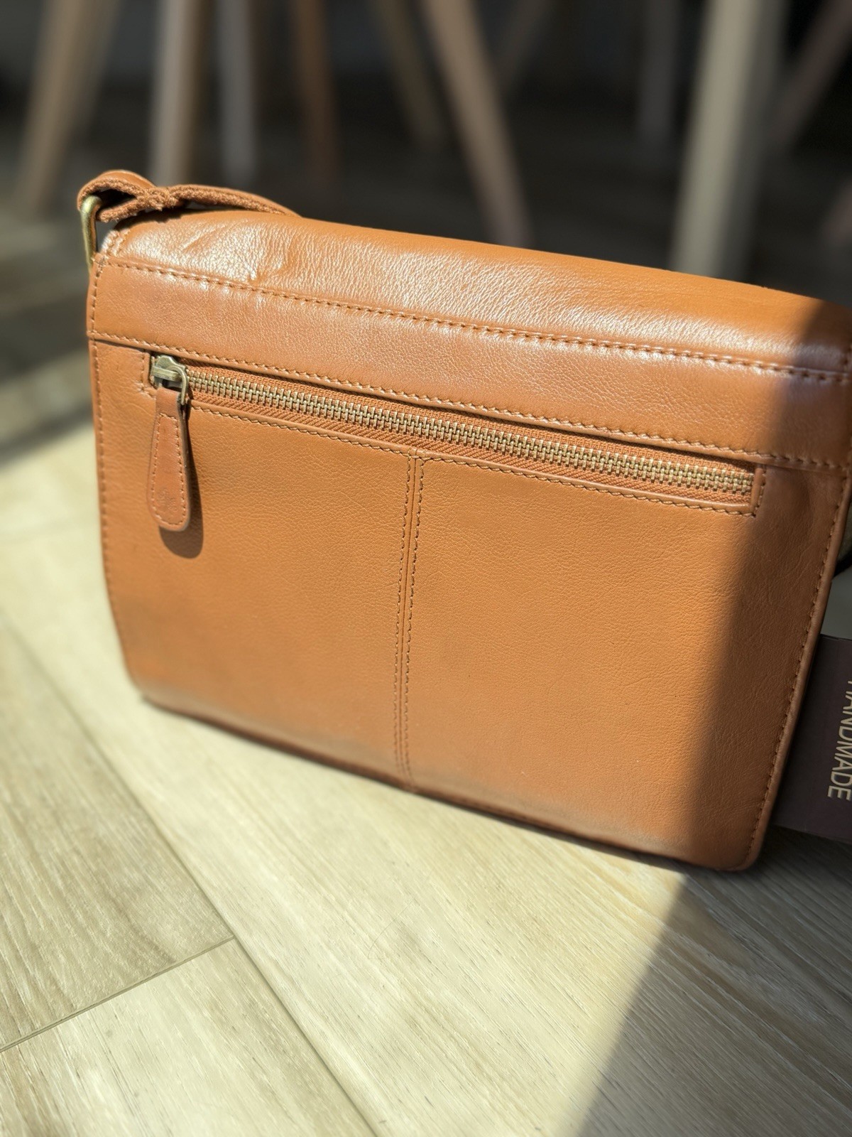 Oak & Tan Brown Medium Crossbody Bag Zip & Magnetic Closure, Inner Pockets