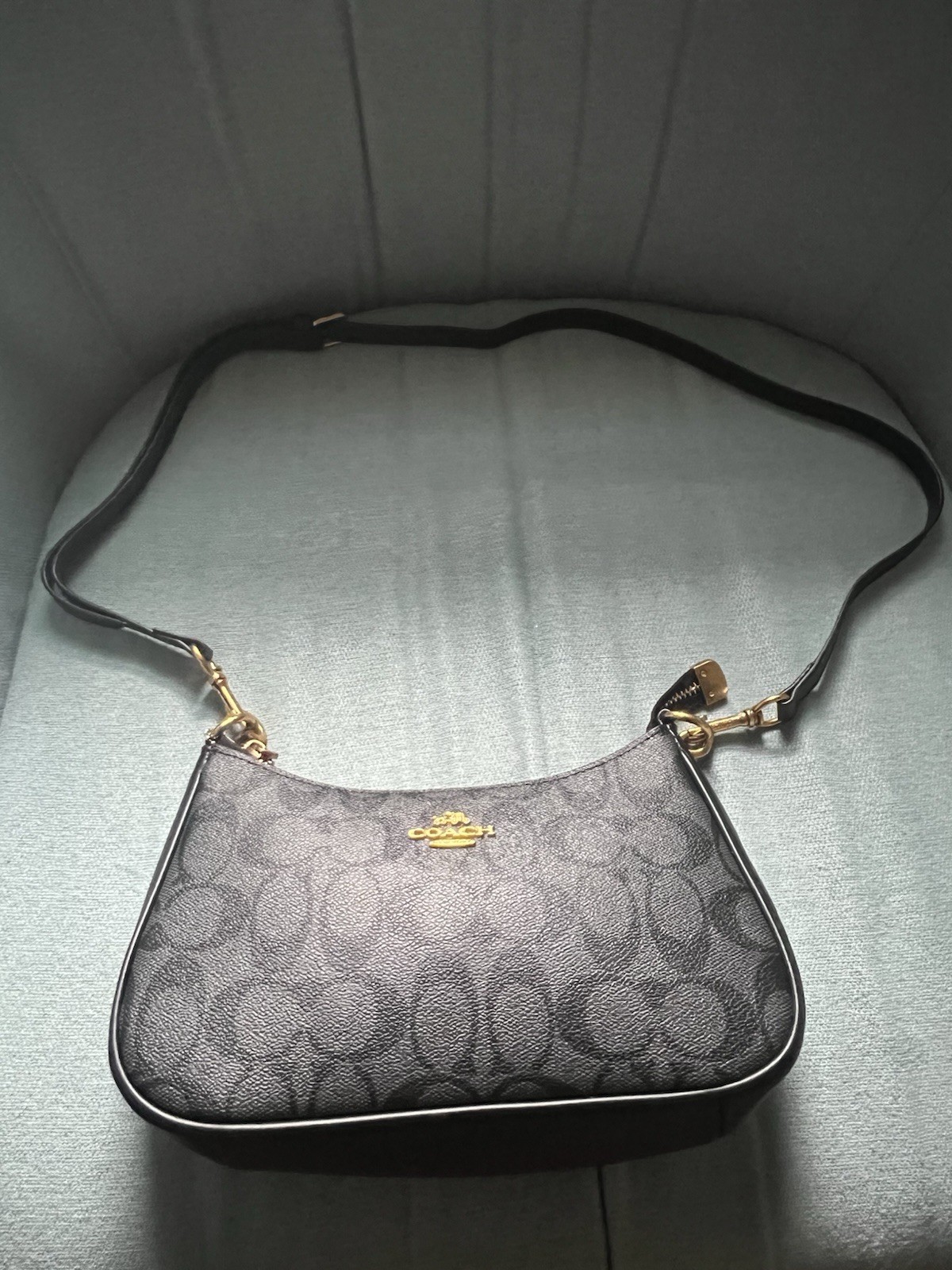 Coach Signature Gray/Black Crescent Small Shoulder Bag Zip Gold Chain Strap