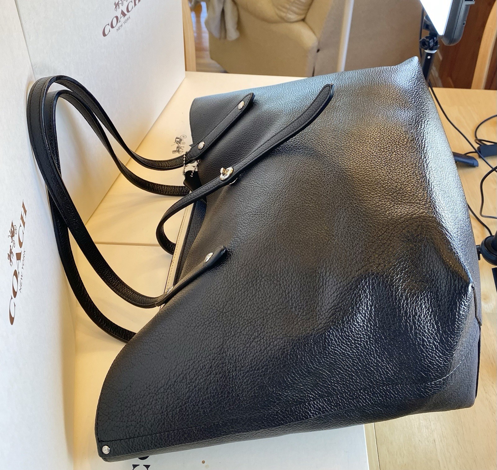 Coach 36358 Large Market Tote In Black Pebbled Leather & Floral Print Interior