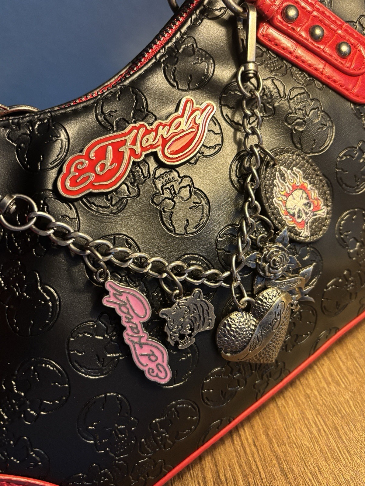 Ed Hardy Skull Tote W Charms NOWT