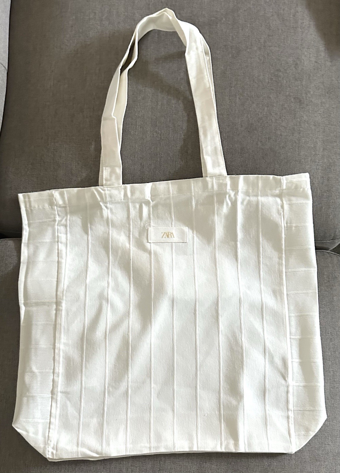 ZARA Large Cotton Fabric Ivory Shopper Shoulder TOTE Beige Bag w/Gold Logo, NEW