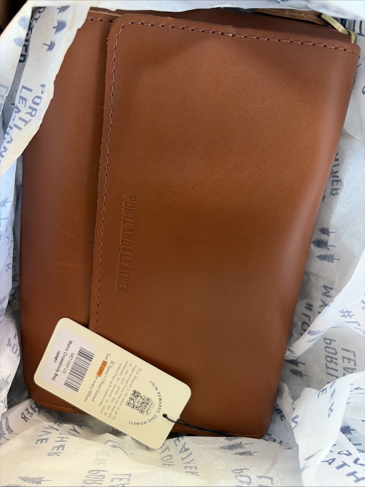 NWT Portland Leather Crossbody Honey