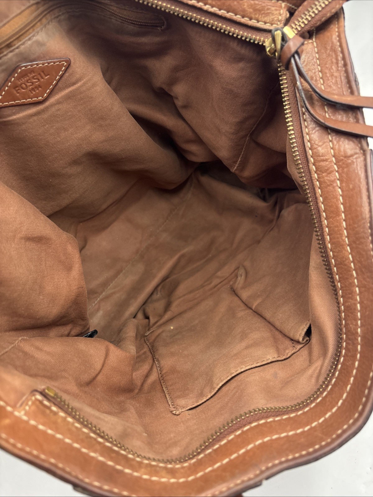 Fossil Emma Women’s Handbag Brown Leather Inner Pockets Double Handle Tote Bag