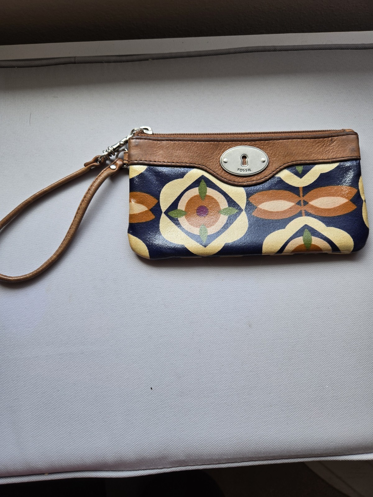 Fossil Key-Per Multicolor Floral Satchel, Crossbody, Wallet And Wristlet Set