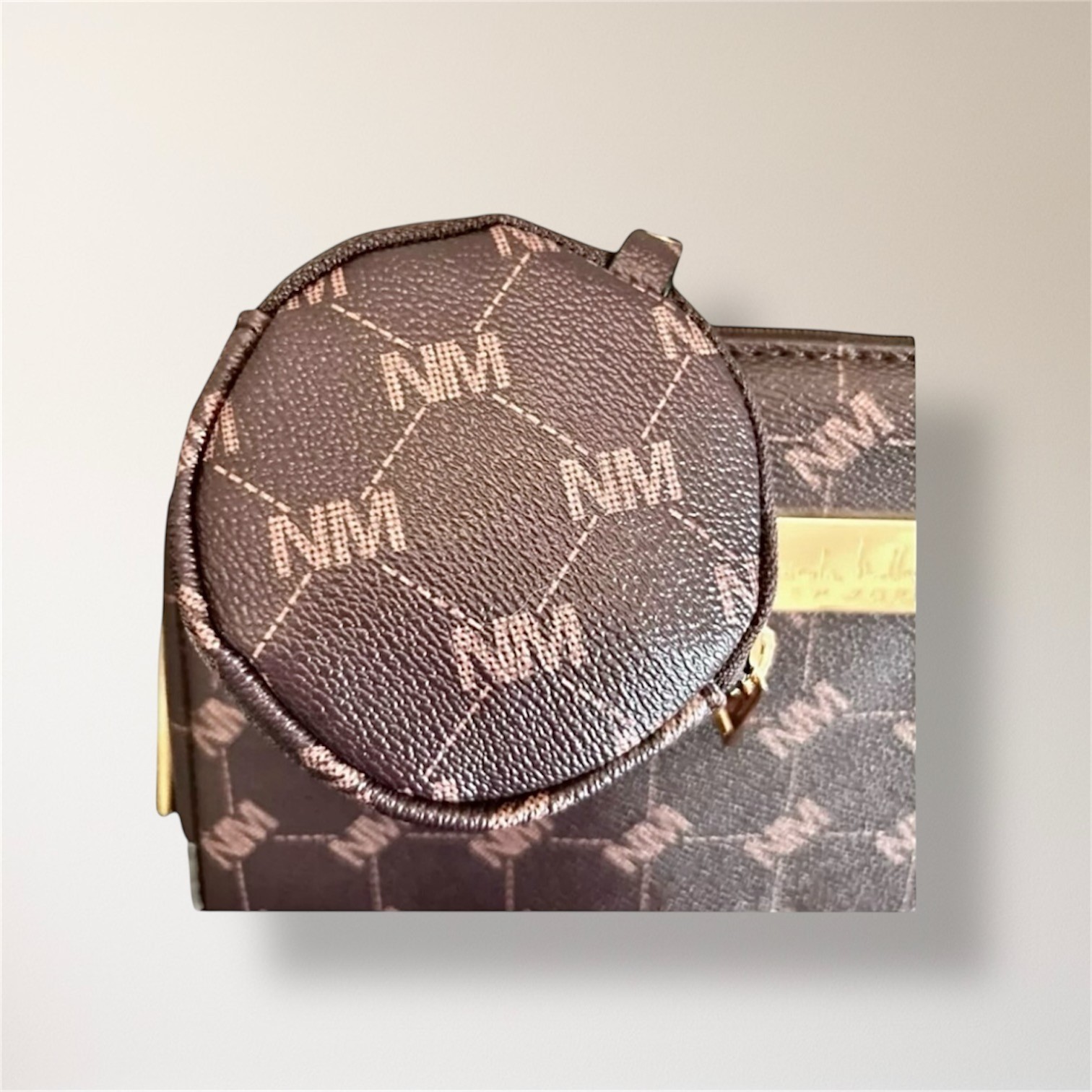 New Nicole Miller New York Brown Monogram Crossbody Bag Coin Purse Minimal Luxe