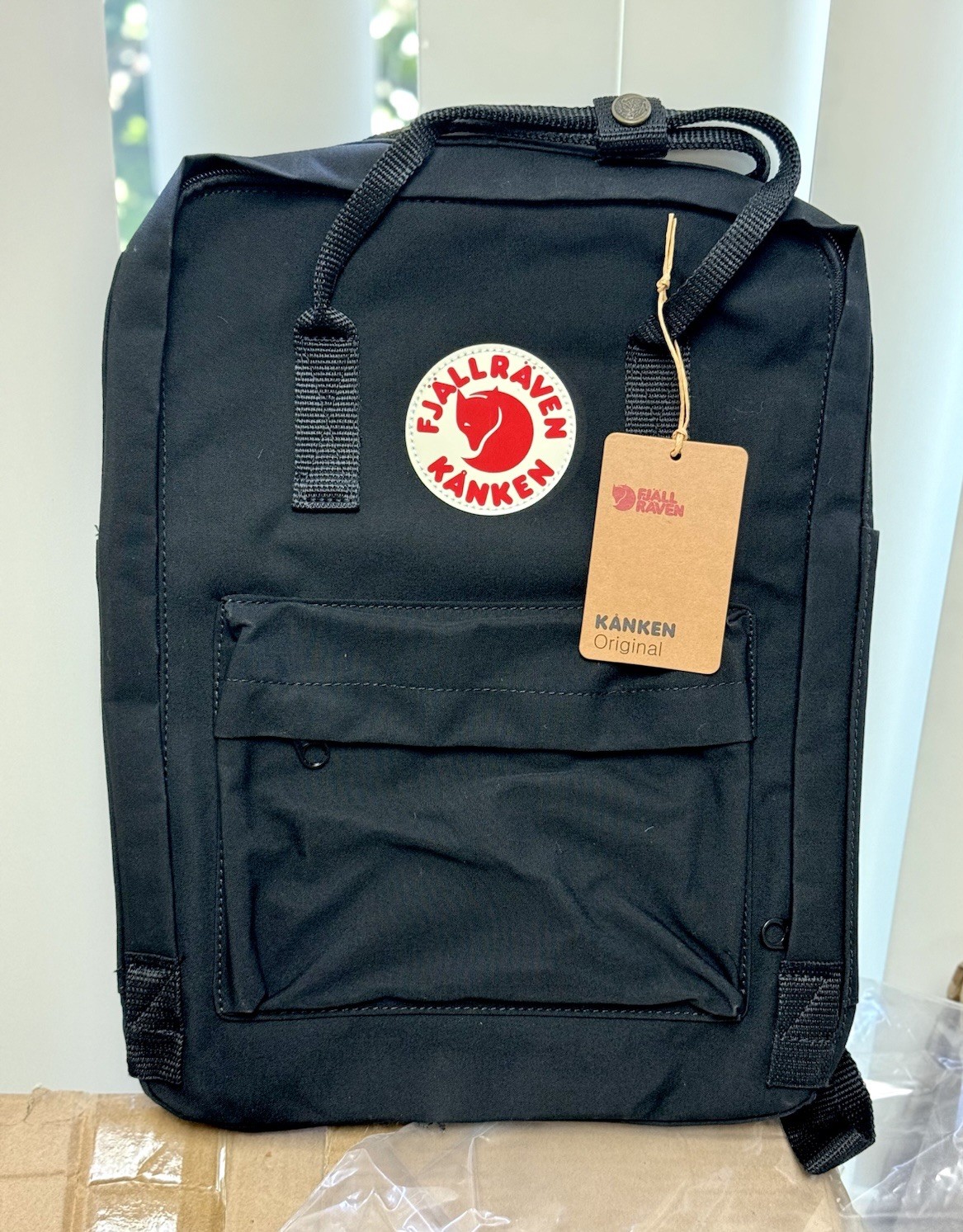 Fjallraven Kanken One Size Black Backpack For School, Work & Travel 14 inx 11 in