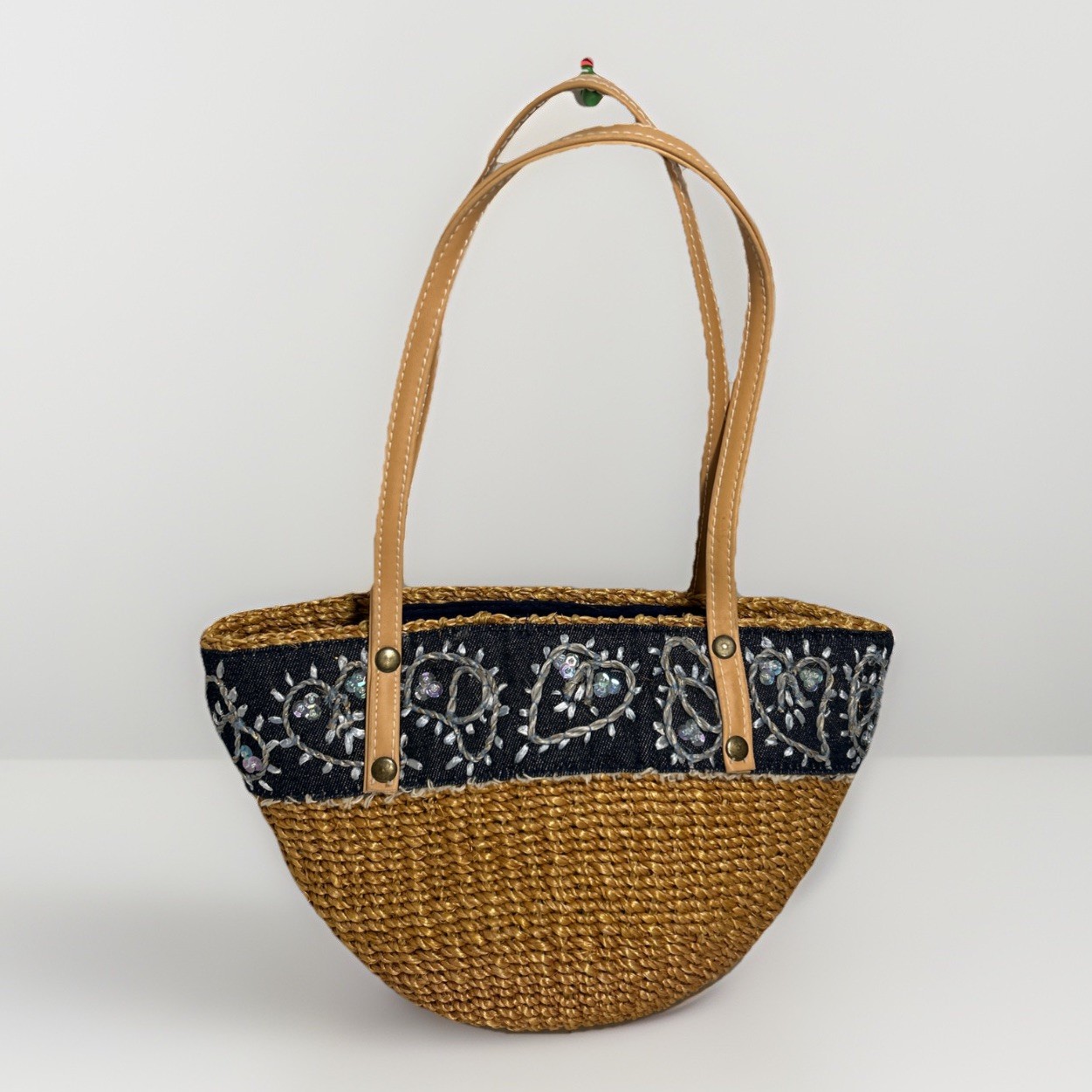 Women’s Straw and Denim Bucket Bag w Heart Design