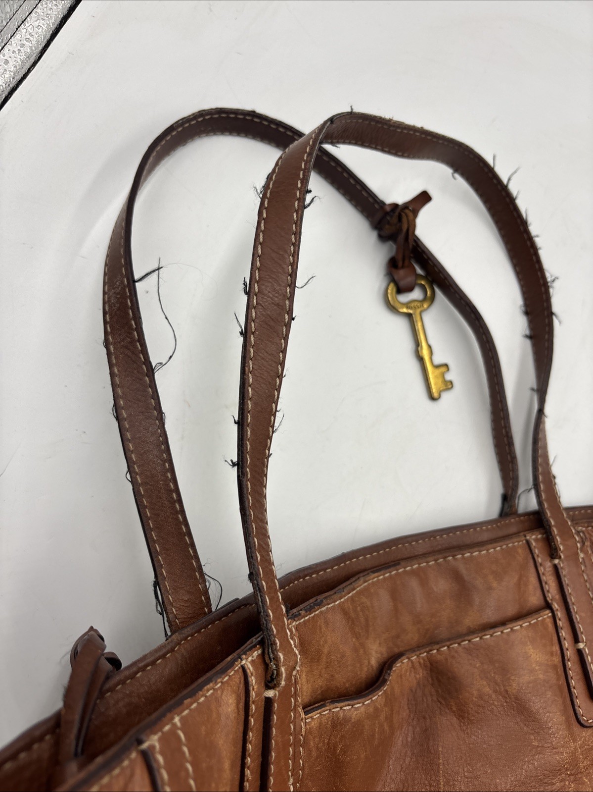 Fossil Emma Women’s Handbag Brown Leather Inner Pockets Double Handle Tote Bag
