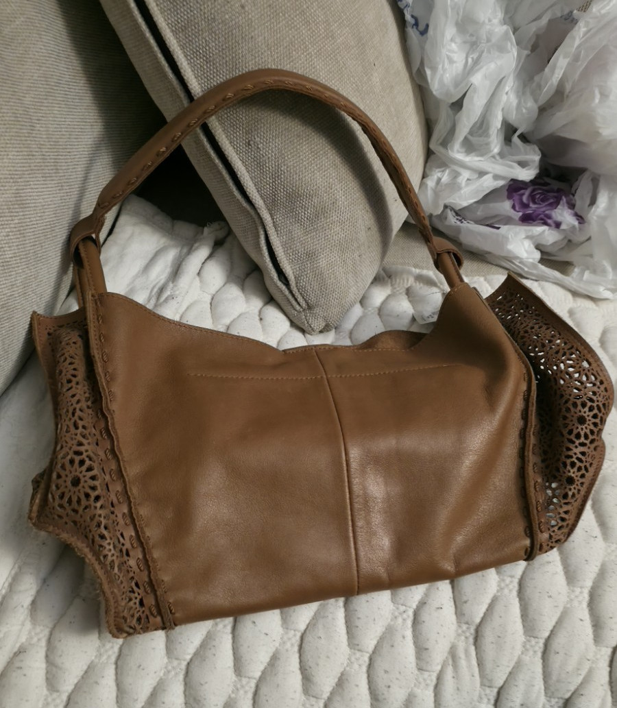 The Sak Los Feliz Leather Tote .This slouchy hobo-style Morrocan Lase Cut-Cognac