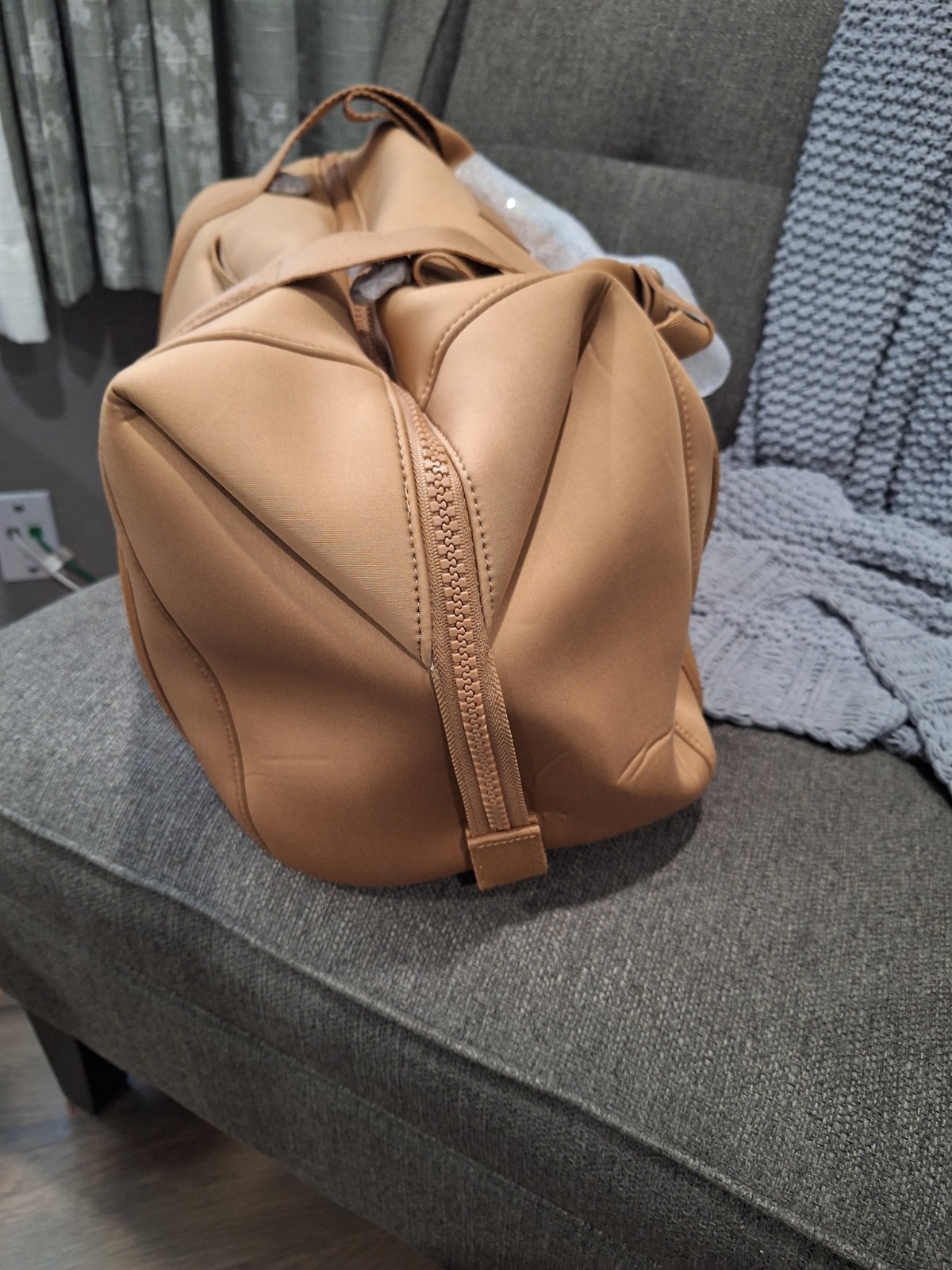 Dagne Dover Unisex Landon Carryall Large Duffle Bag in Camel Brand New w/out Tag
