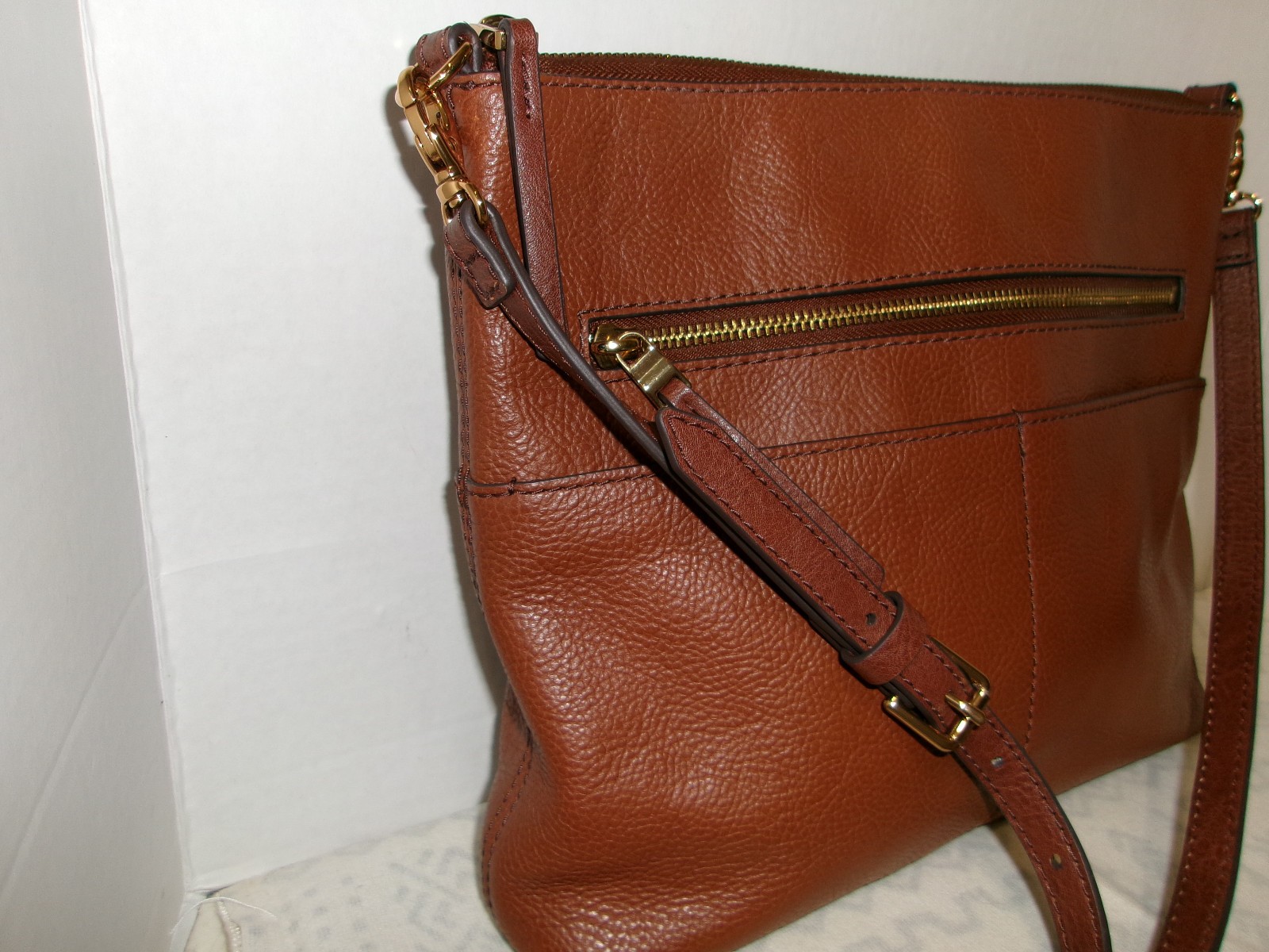 FOSSIL CHESTNUT BROWN PEBBLE LEATHER CROSS BODY