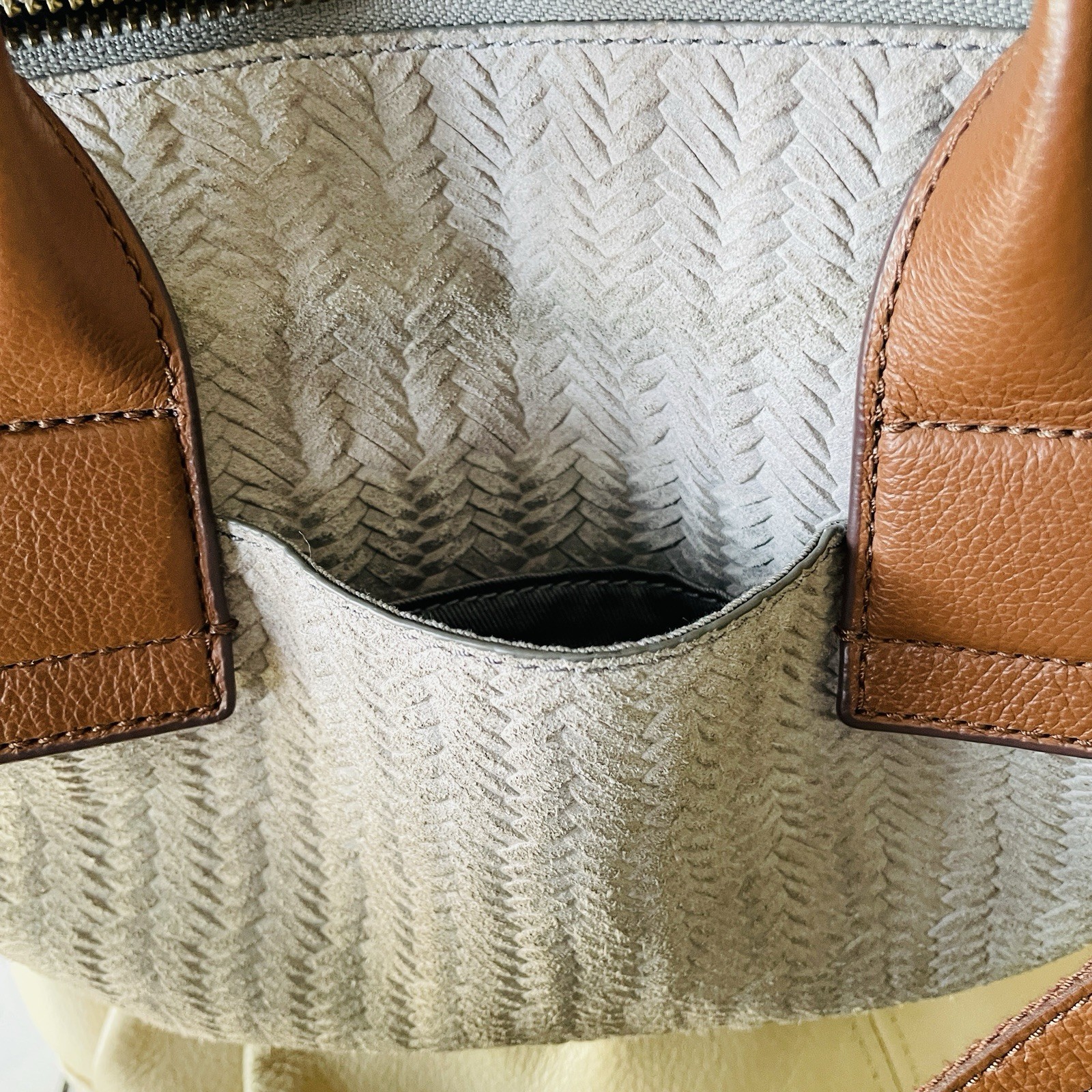 Fossil Fiona Satchel Bag Doctor Western Woven Cowhide Leather Suede Light Grey