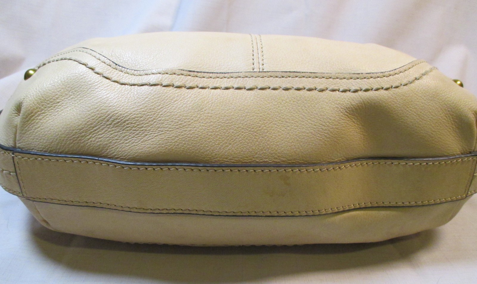 Fossil Yellow Leather Shoulder Bag Purse Key Charm Multiple Compartments