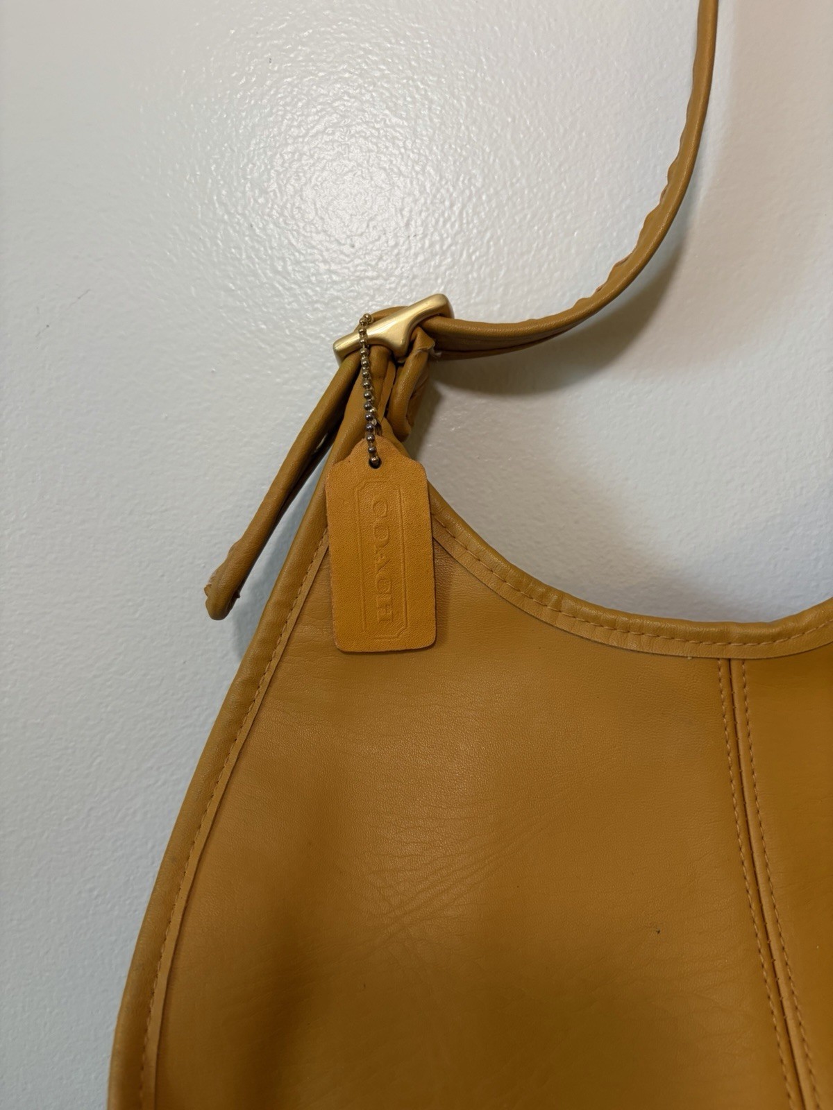 Vintage Coach Leather Purse | Rare