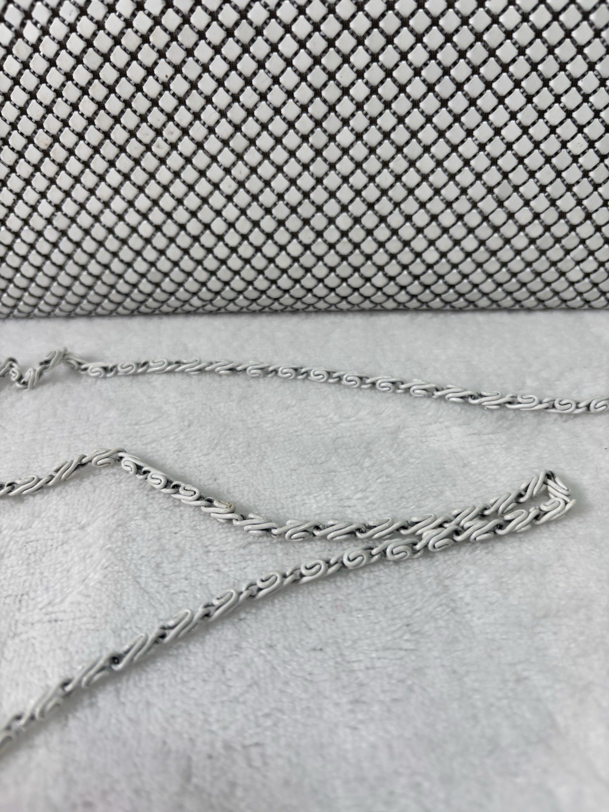 70s Retro White Tile Mesh Disco Crossbody Handbag Bridal Wedding Clutch